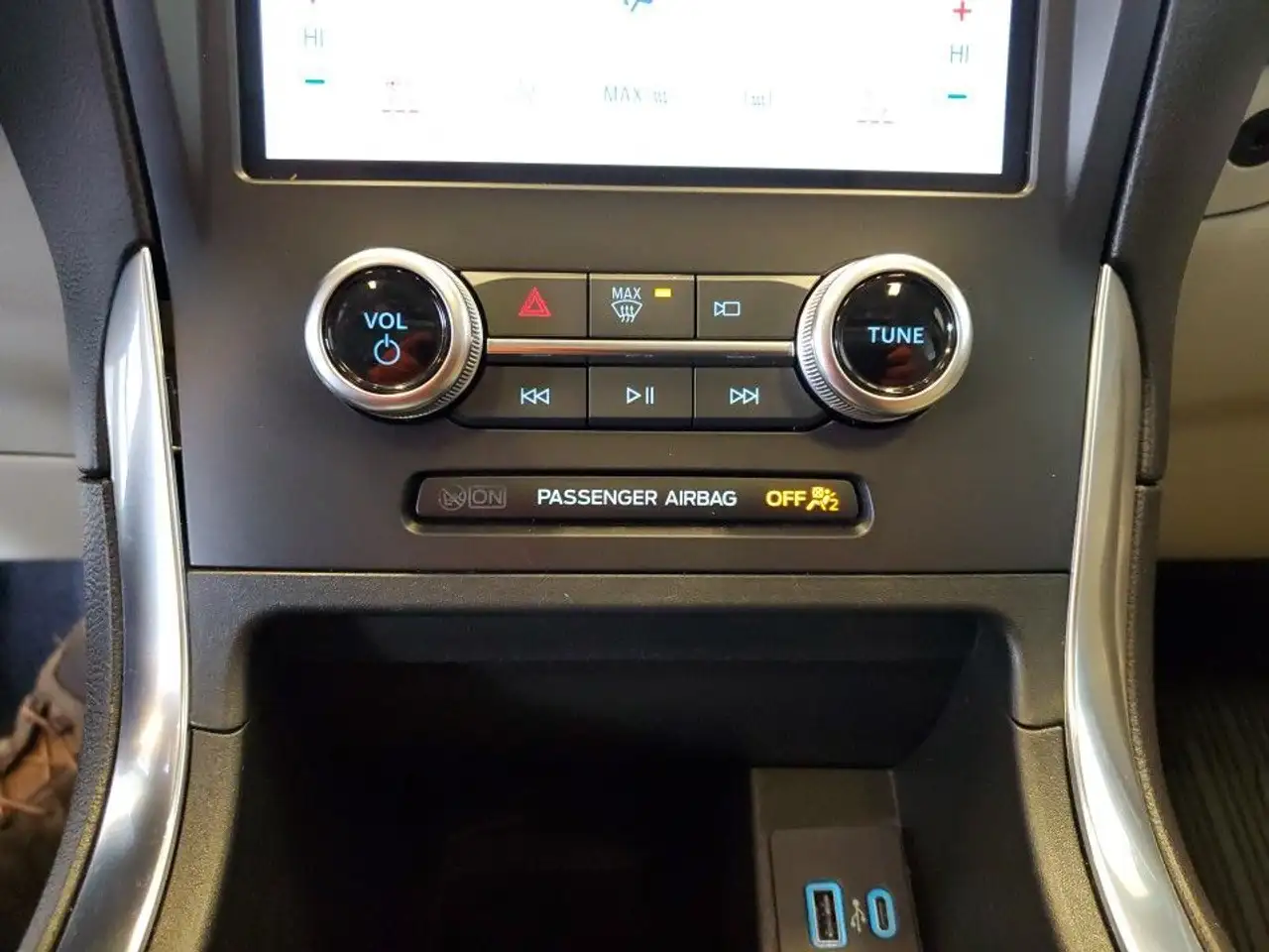 Ford Edge снимка Ford Edge