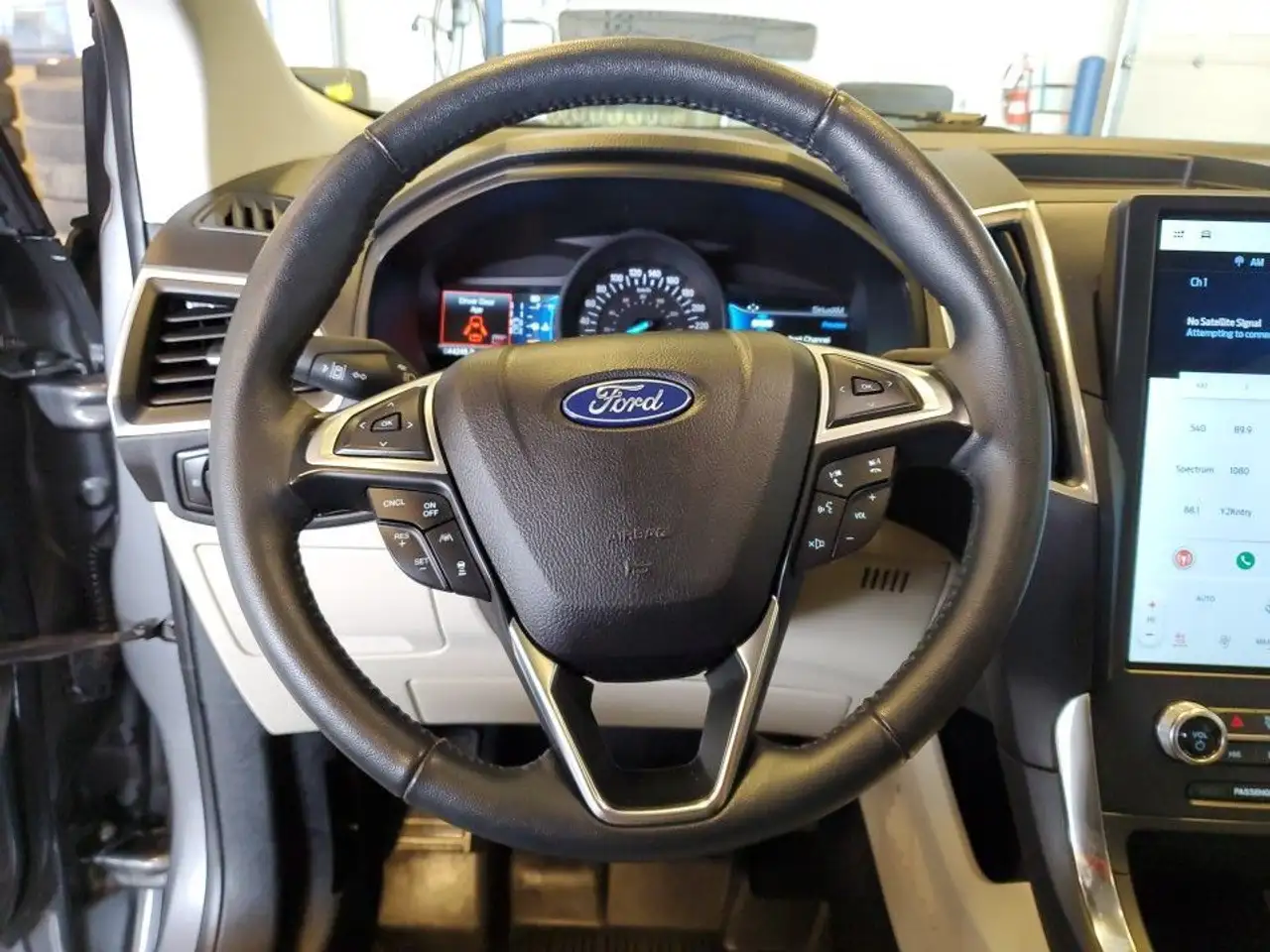 Ford Edge снимка Ford Edge