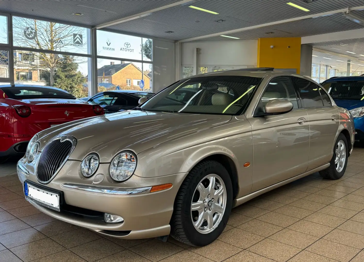 Jaguar S-Type 2.5 V6 Executive* NAVI TOUCH* PDC* SHD* Arany - 1