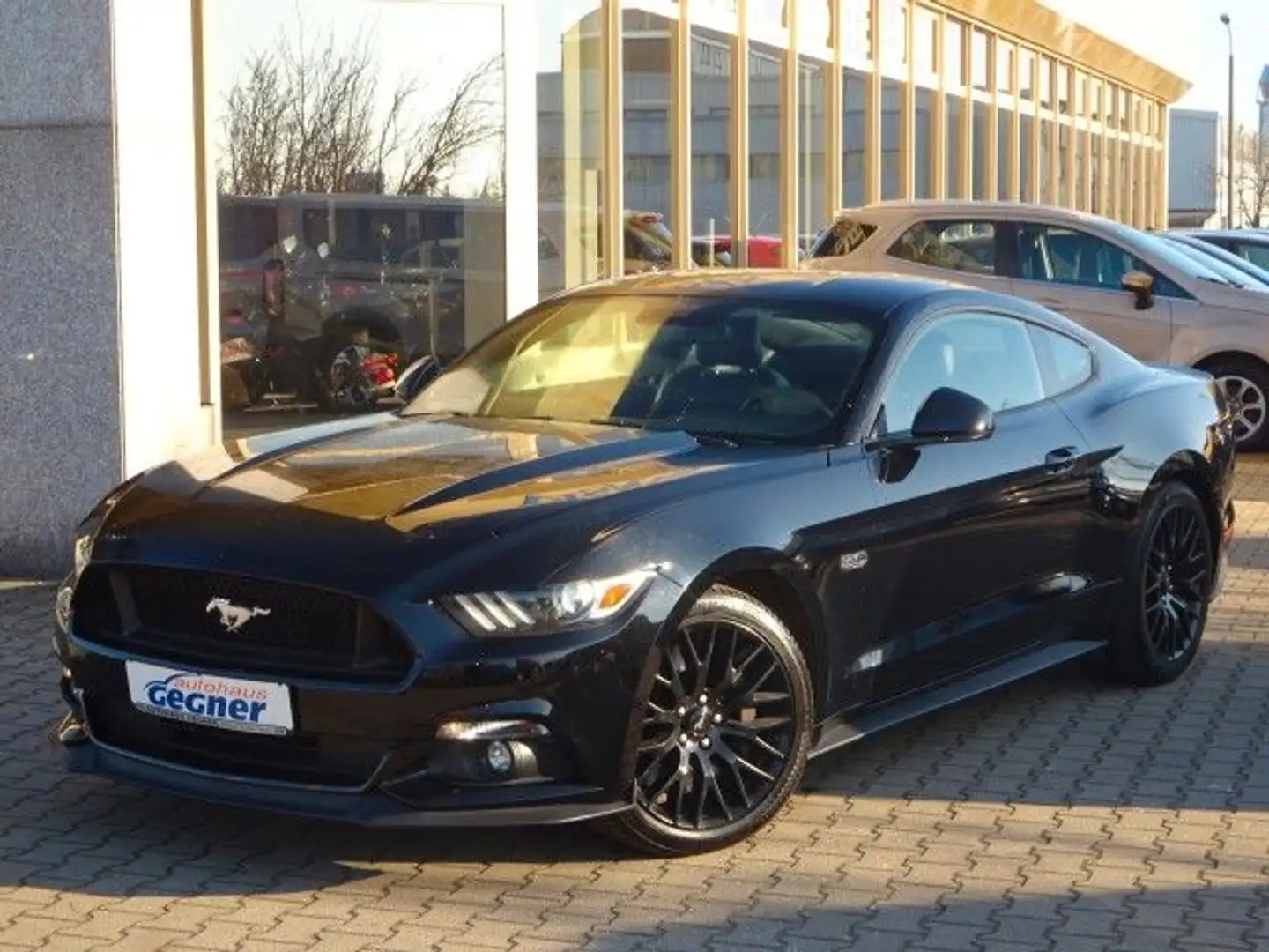 Ford Mustang 421PS V8 GT Fastback Navi Kamera Noir - 2