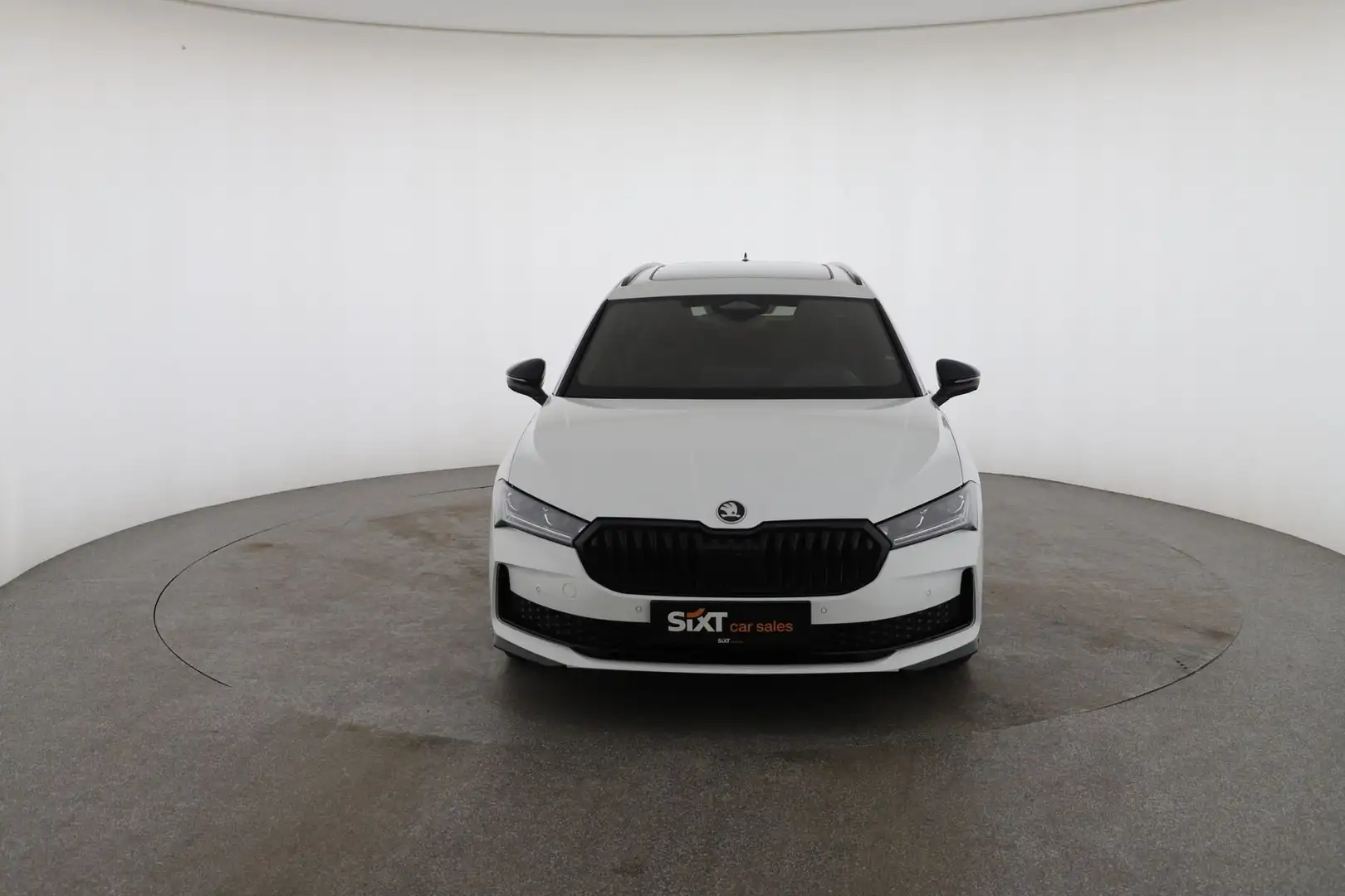 Skoda Superb Combi PHEV Sportline|AHK|ACC|Headup|Pano Weiß - 2