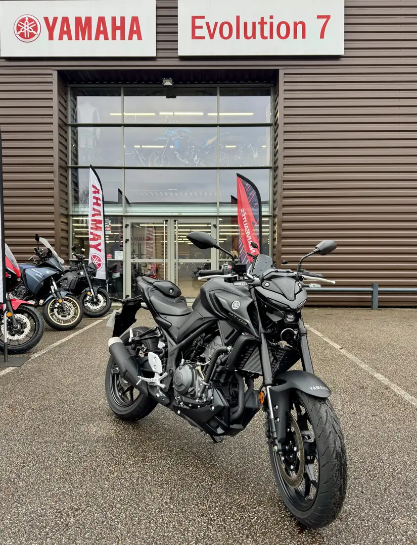 Yamaha MT-03 Negro - 1