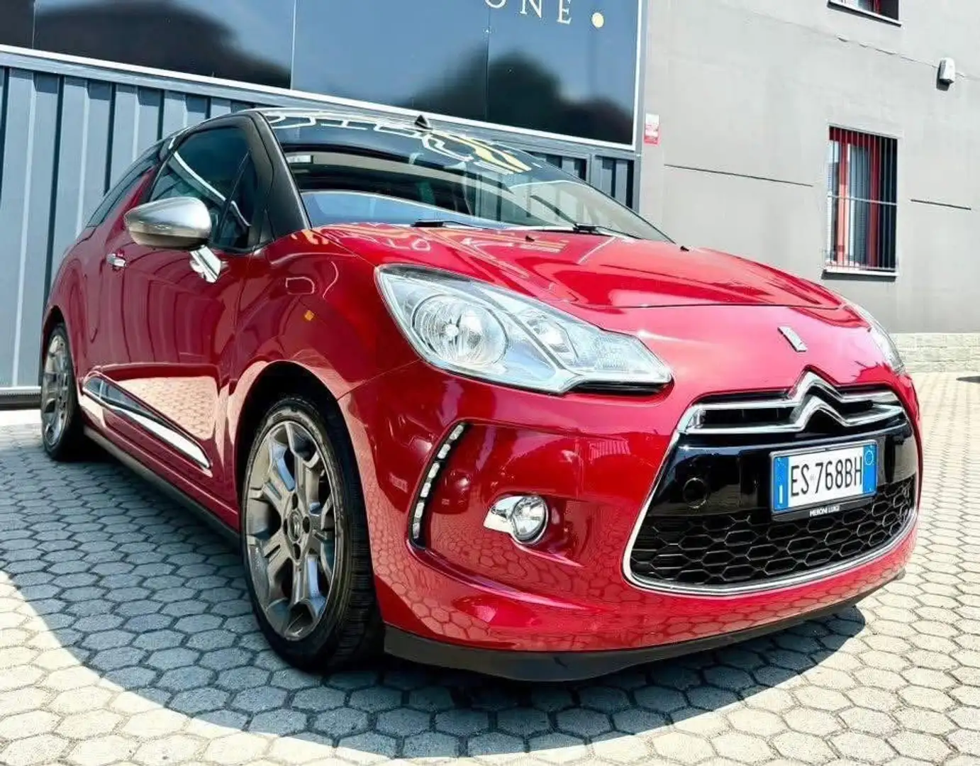 DS Automobiles DS 3 DS3 CABRIO 1.6 e-hdi airdream Sport Chic Neopatent Kırmızı - 2