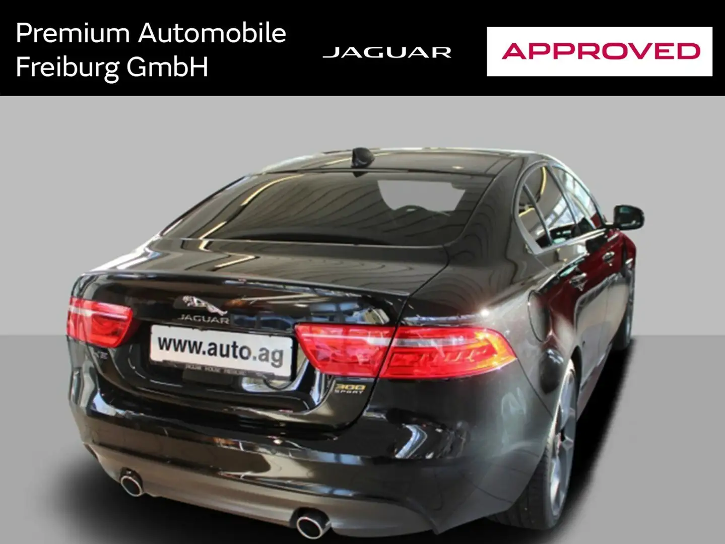 Jaguar XE 300 SPORT AWD MY19 APPROVED crna - 2