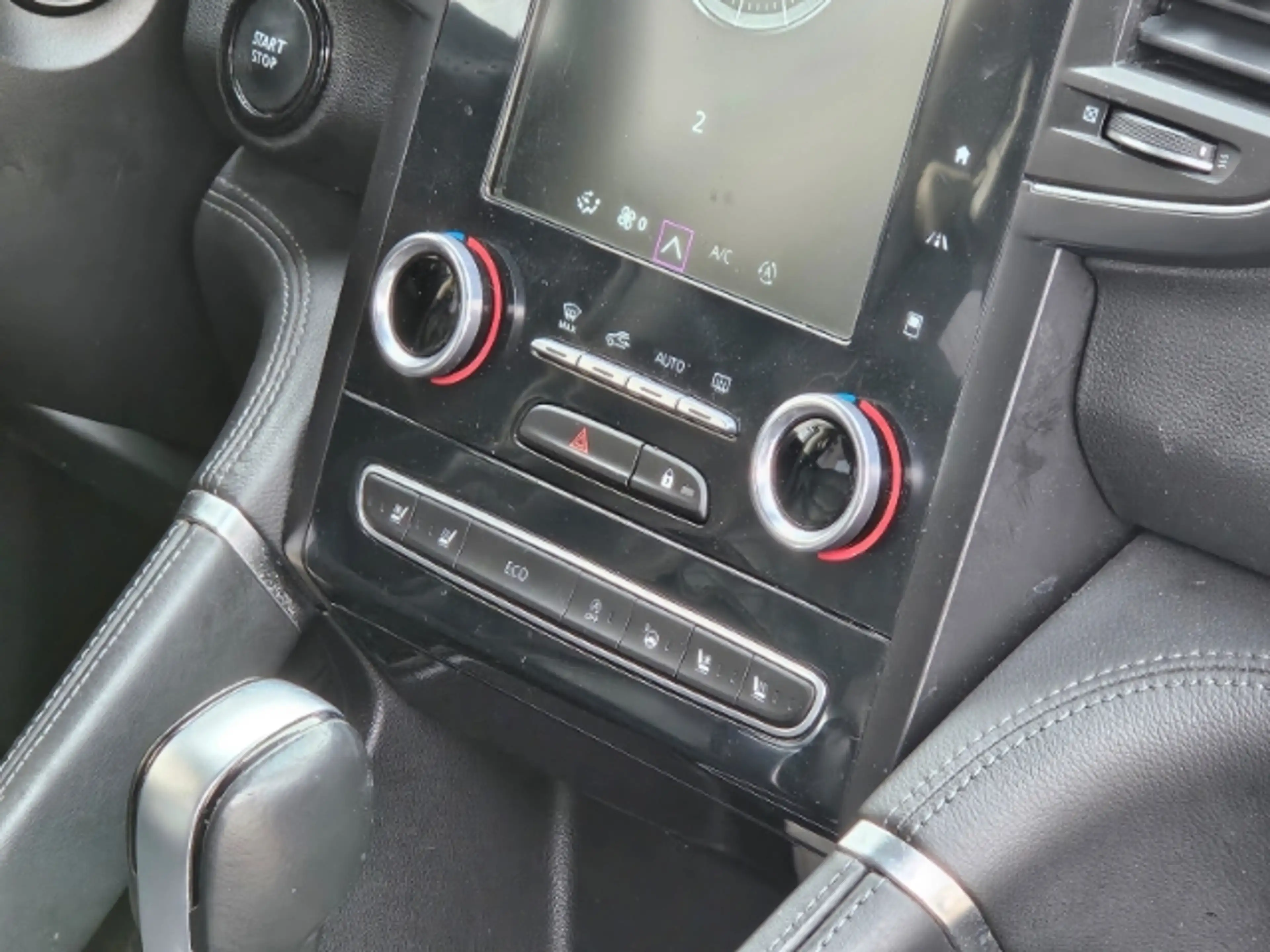 Renault Koleos Initiale Paris 1.3 TCe 160 EU6d — photo 10