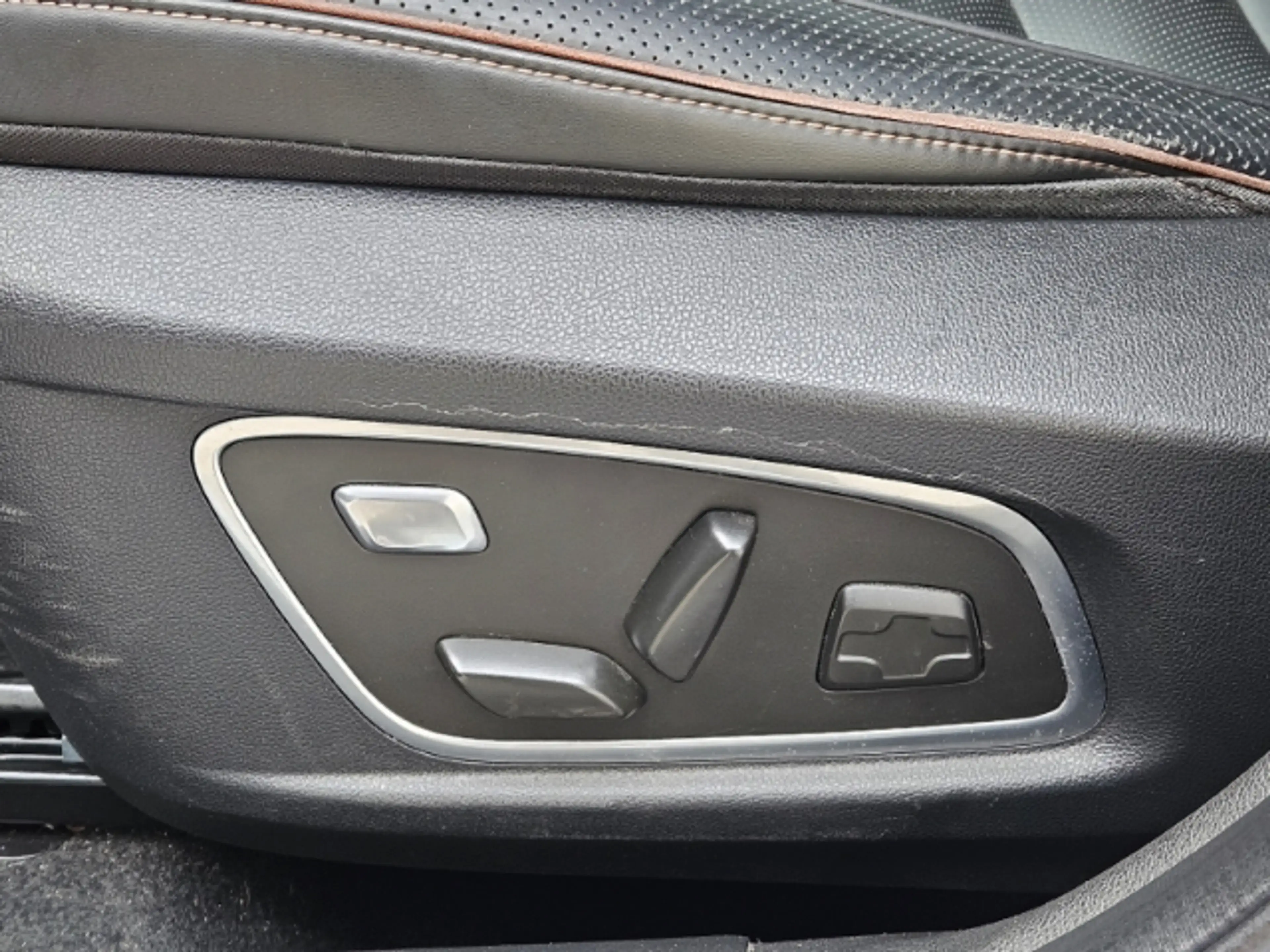 Renault Koleos Initiale Paris 1.3 TCe 160 EU6d — photo 14