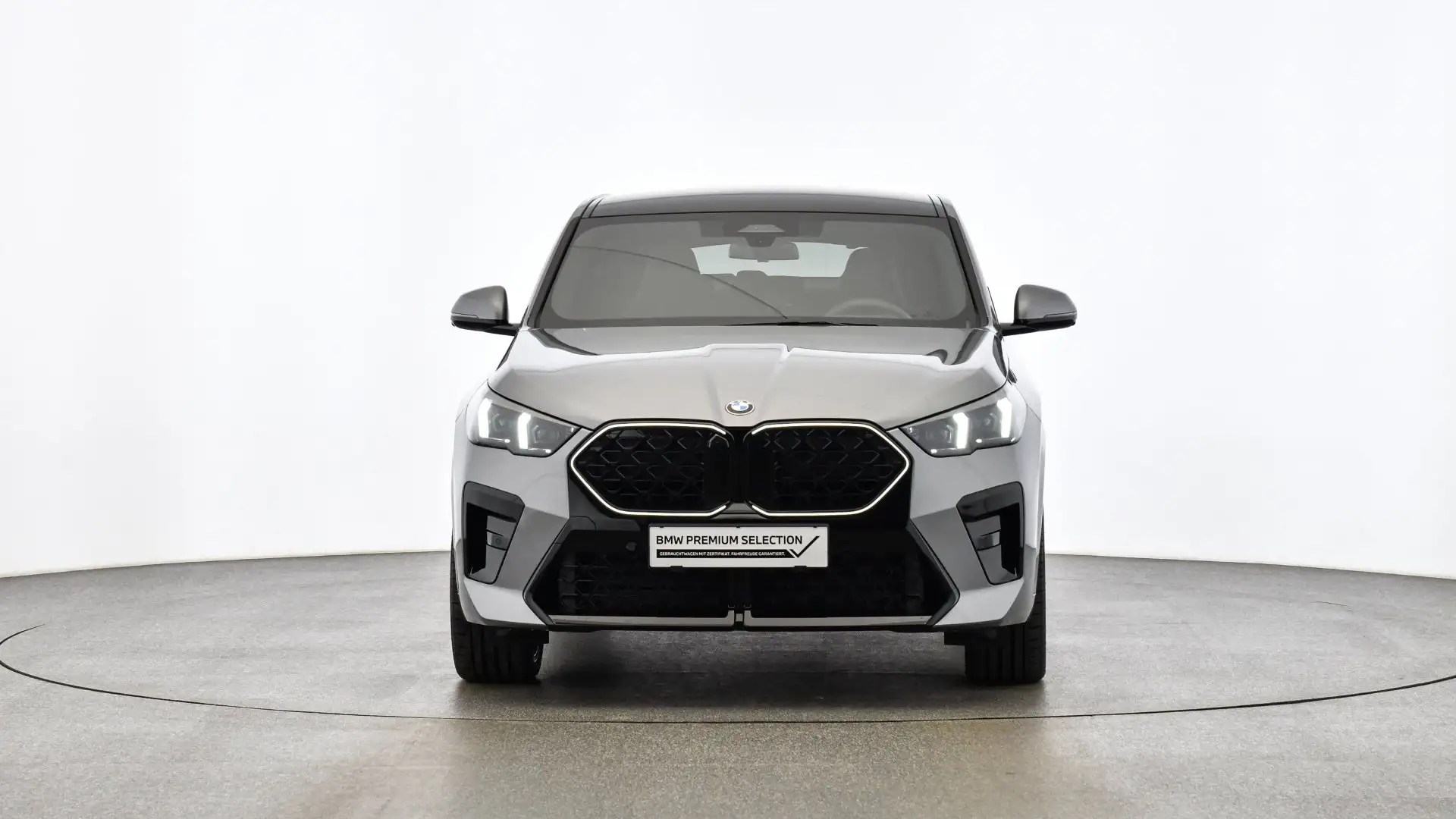 BMW X2 20d xDrive Grau - 2