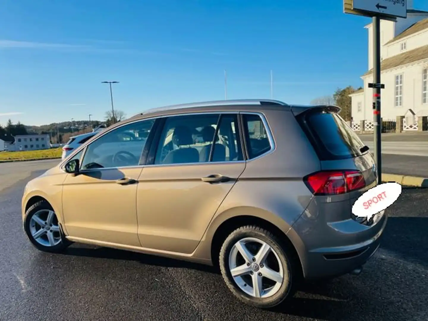 Volkswagen Golf Sportsvan Bronze - 2