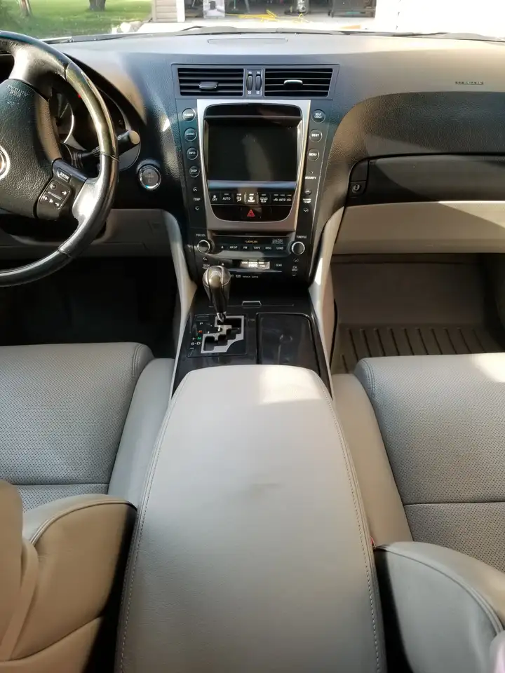 Lexus GS снимка Lexus GS
