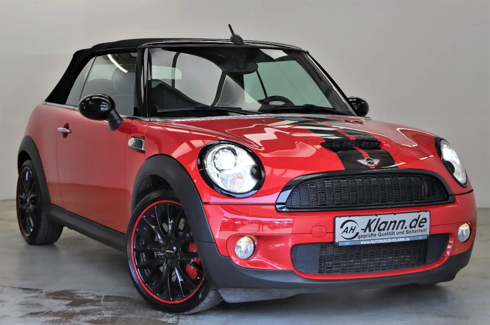 MINI John Cooper Works 1.6 211PS Cabrio Chili Keyless Rouge - 1