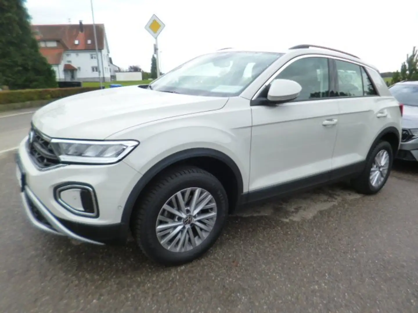 Volkswagen T-Roc Life Grau - 1