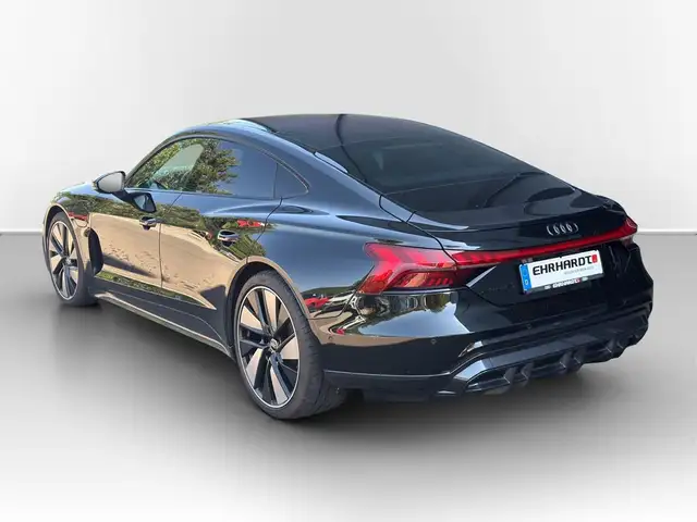Audi E-Tron GT view 9