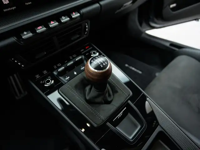 Porsche 911 Carrera T Ansicht 34