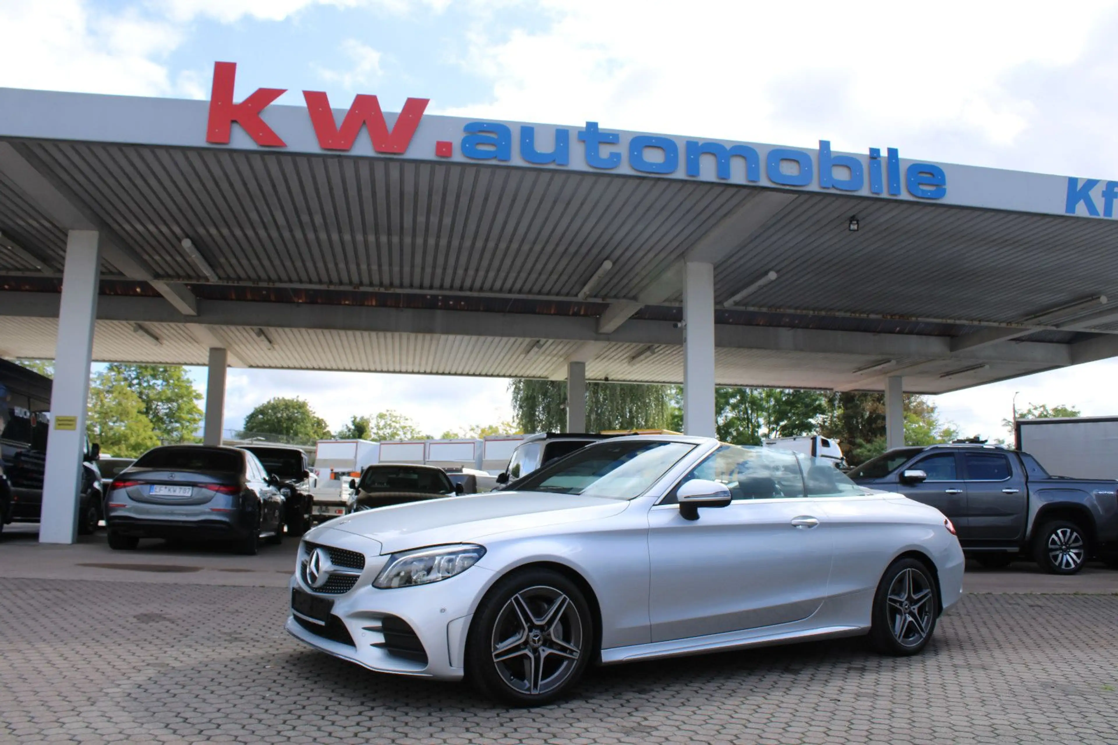 Mercedes-Benz C 200 Cabrio,AMG-Line,LED,Distronic,Sitzbelüftu.