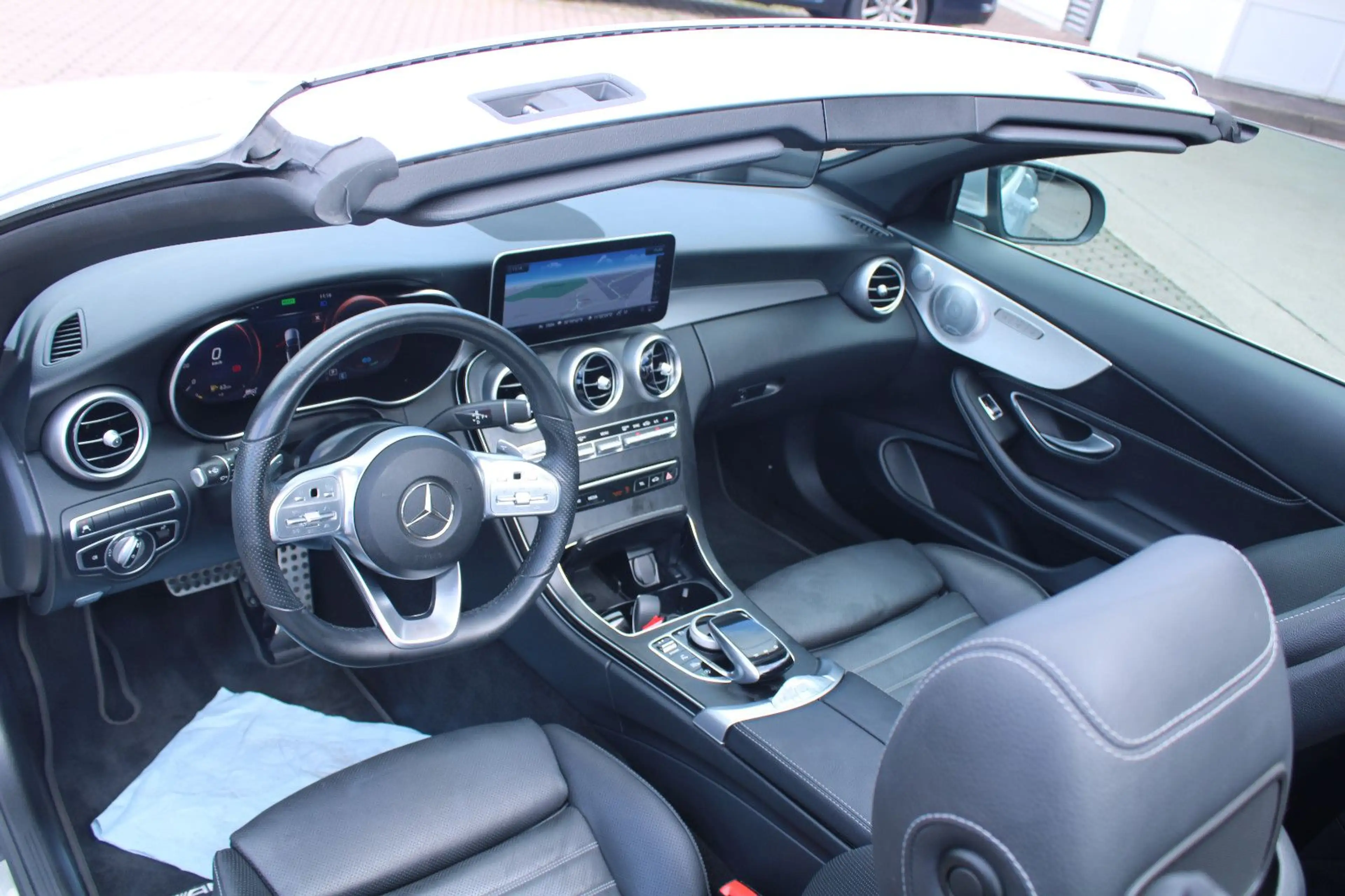 Mercedes-Benz C 200 Cabrio,AMG-Line,LED,Distronic,Sitzbelüftu. — photo 19