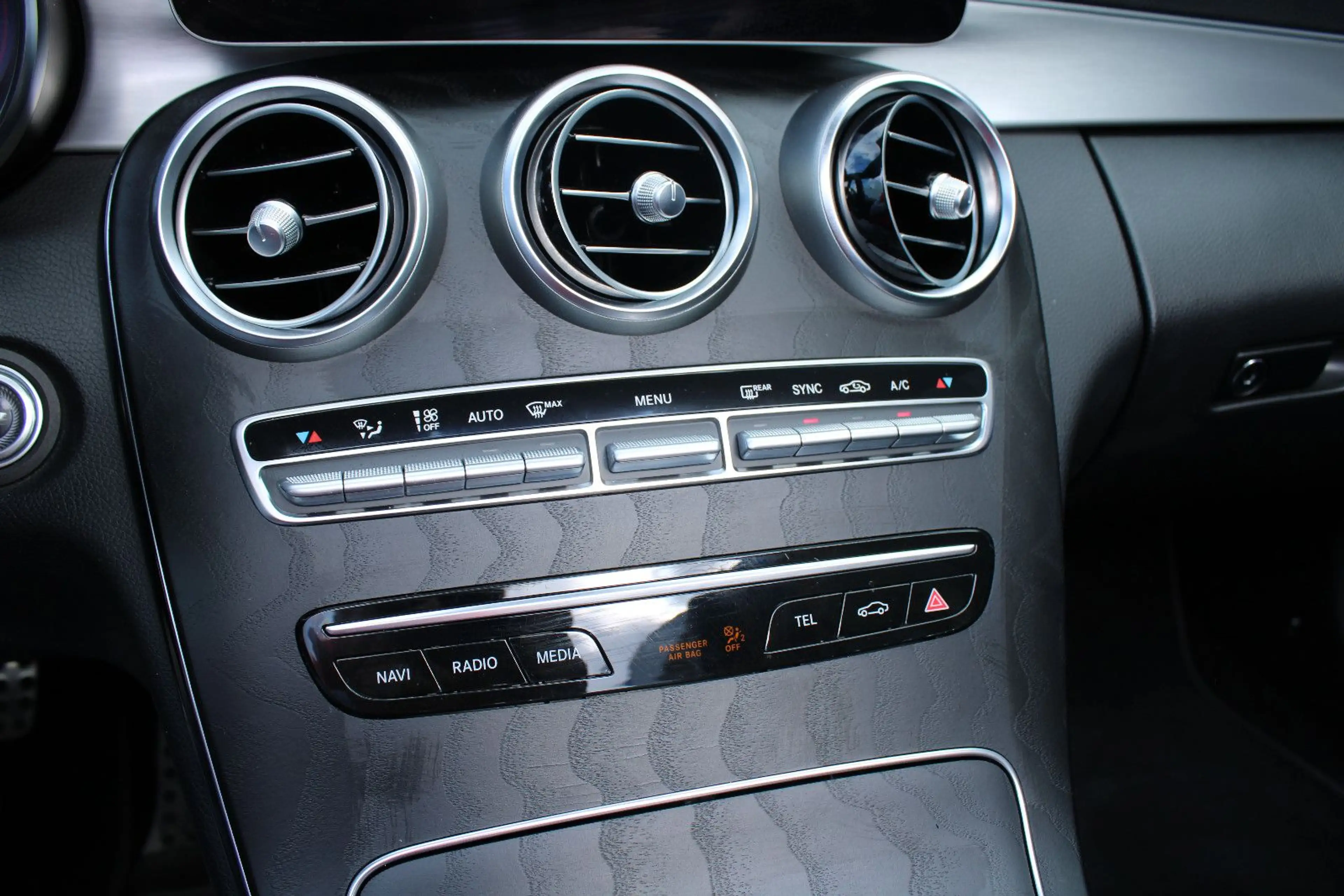 Mercedes-Benz C 200 Cabrio,AMG-Line,LED,Distronic,Sitzbelüftu. — photo 25