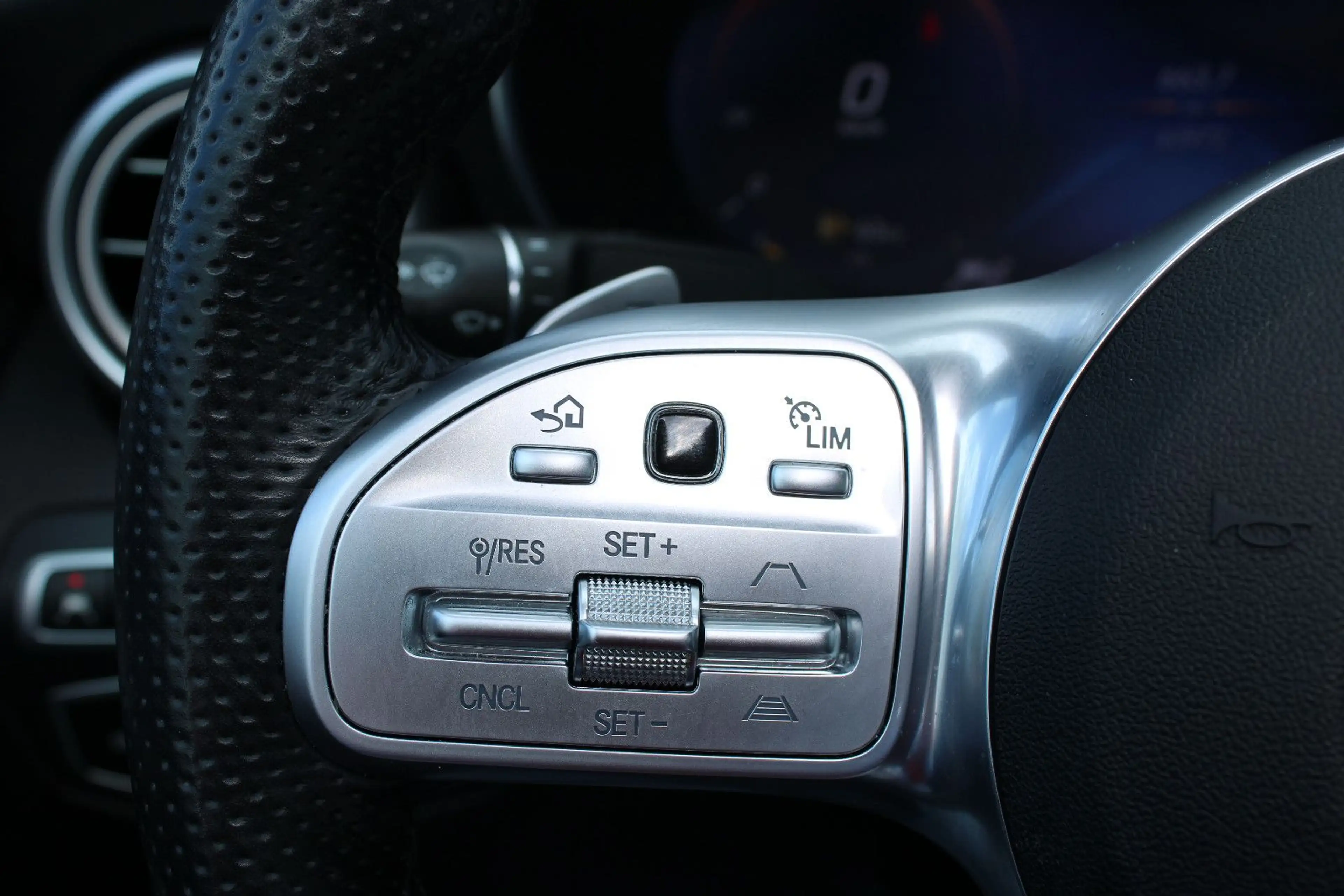 Mercedes-Benz C 200 Cabrio,AMG-Line,LED,Distronic,Sitzbelüftu. — photo 22