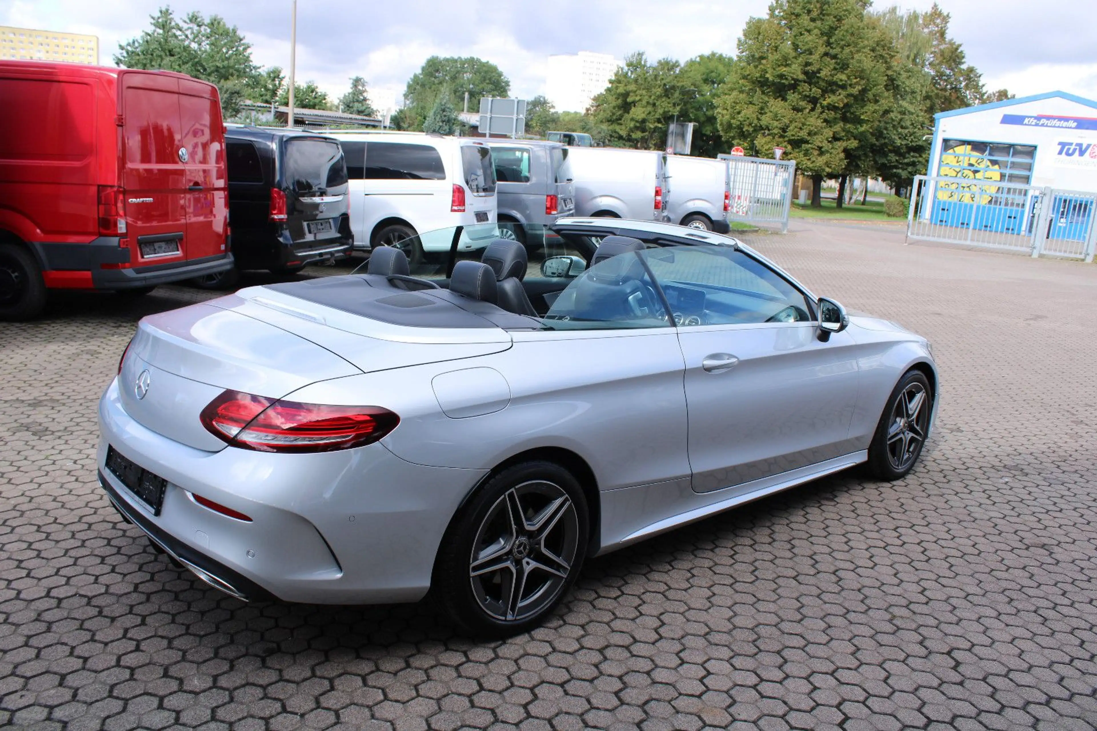Mercedes-Benz C 200 Cabrio,AMG-Line,LED,Distronic,Sitzbelüftu. — photo 4