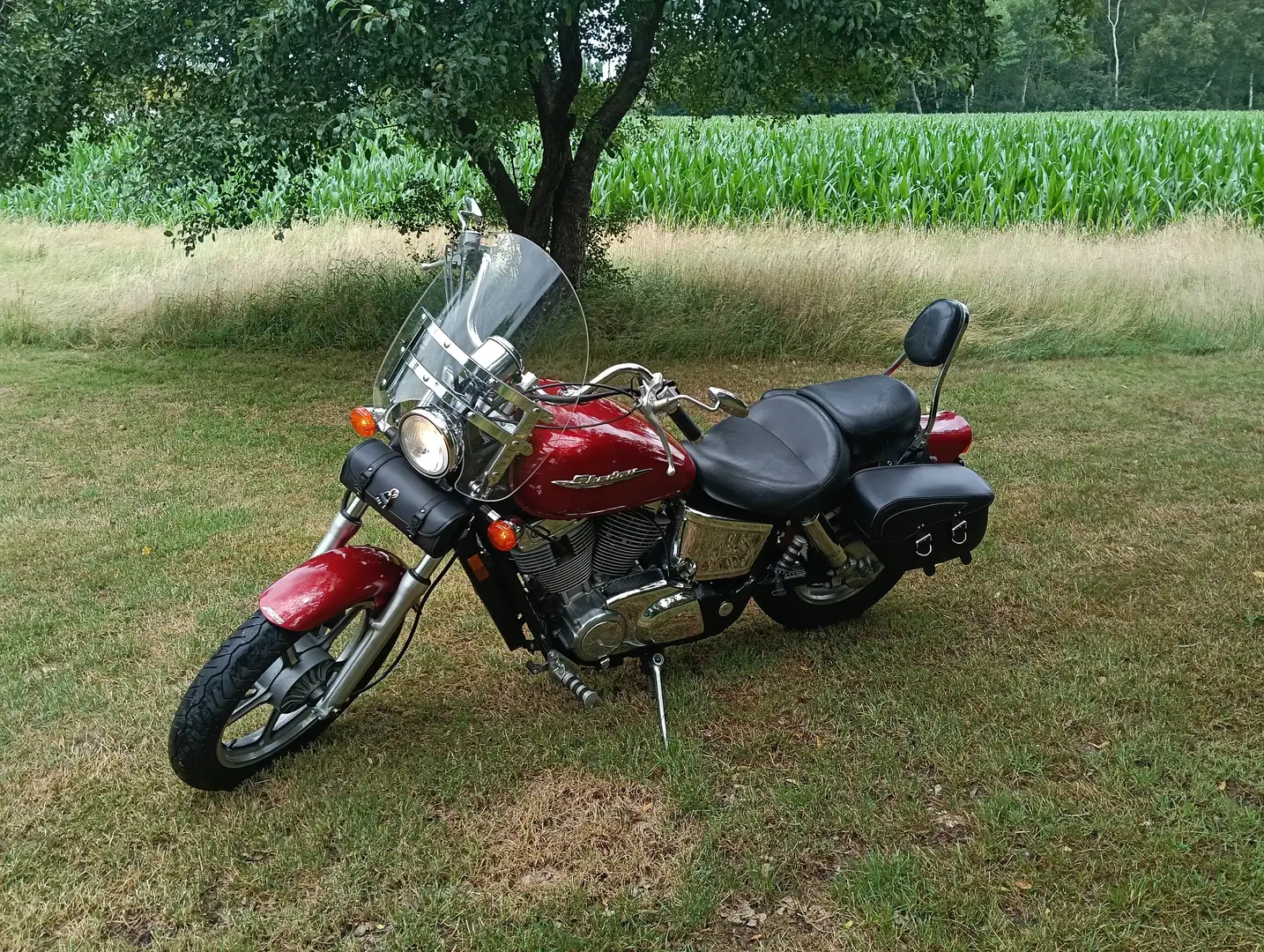 Honda Shadow Spirit Rood - 1