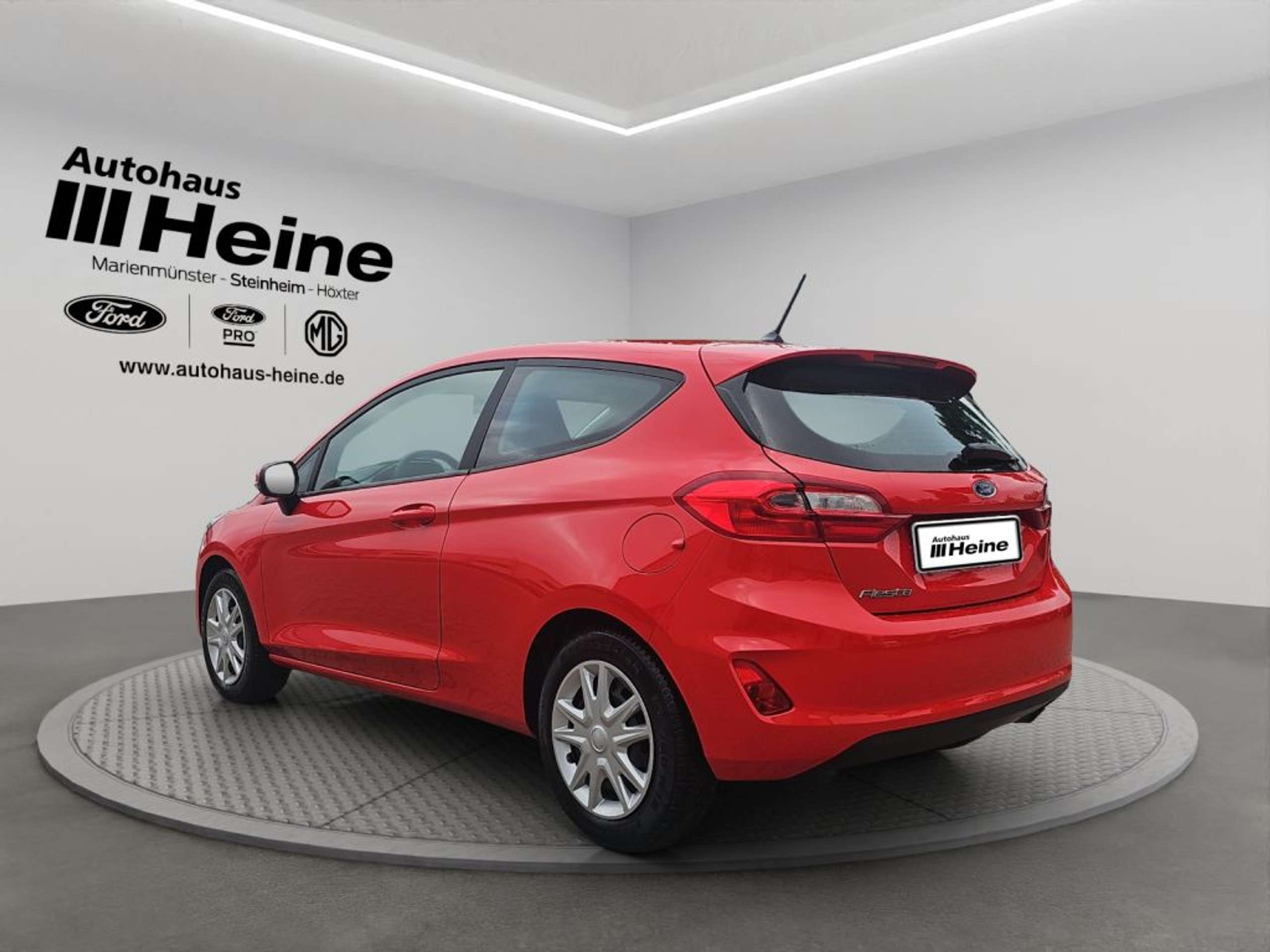 Fahrzeugabbildung Ford Fiesta 1.1 S&S TREND - mit KI generiert/bearbeitet