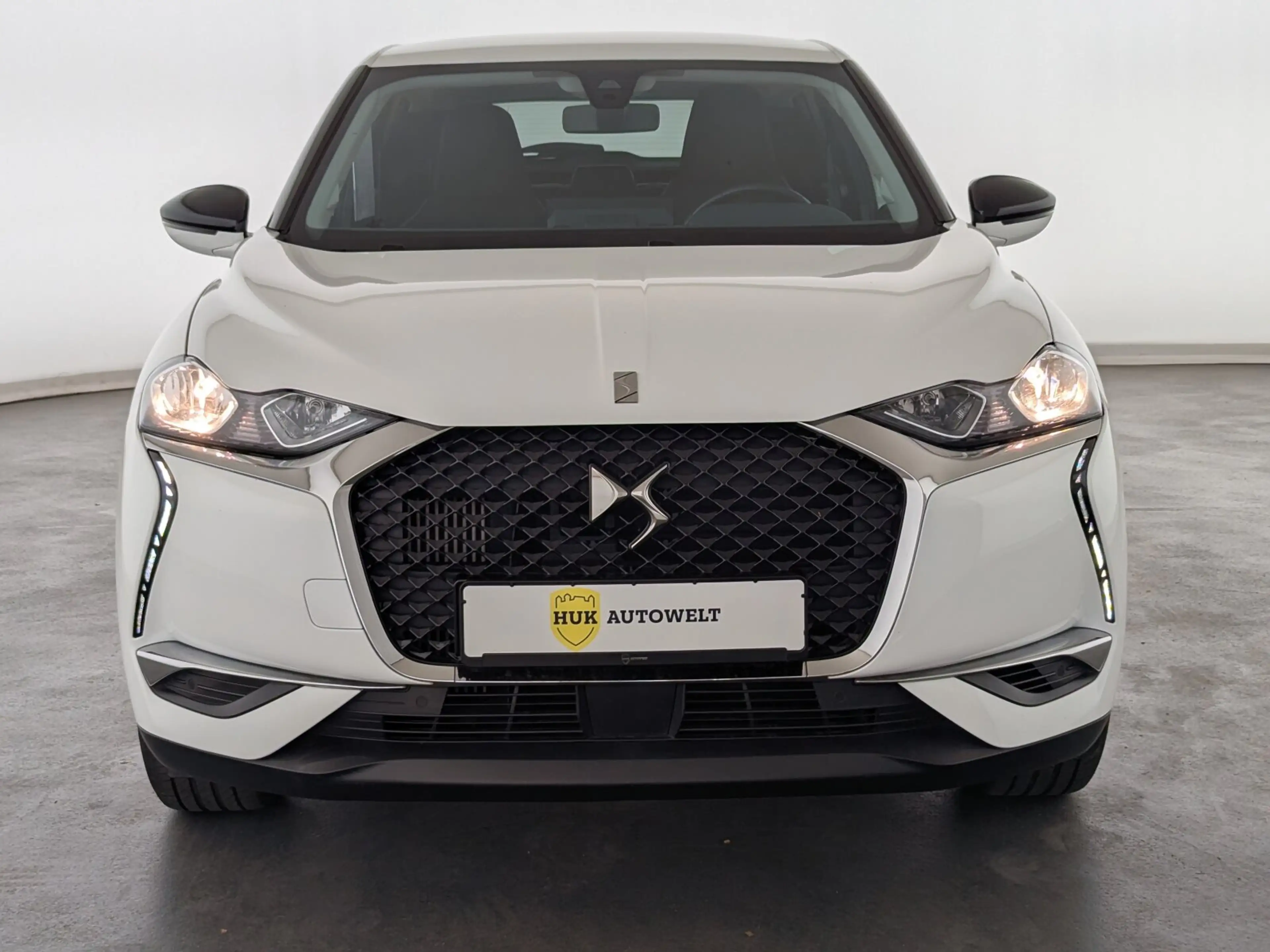 DS Automobiles DS 3 Crossback 3 Crossback 1.2 PureTech 155 So Chic NAVI+SHZ+ — photo 2