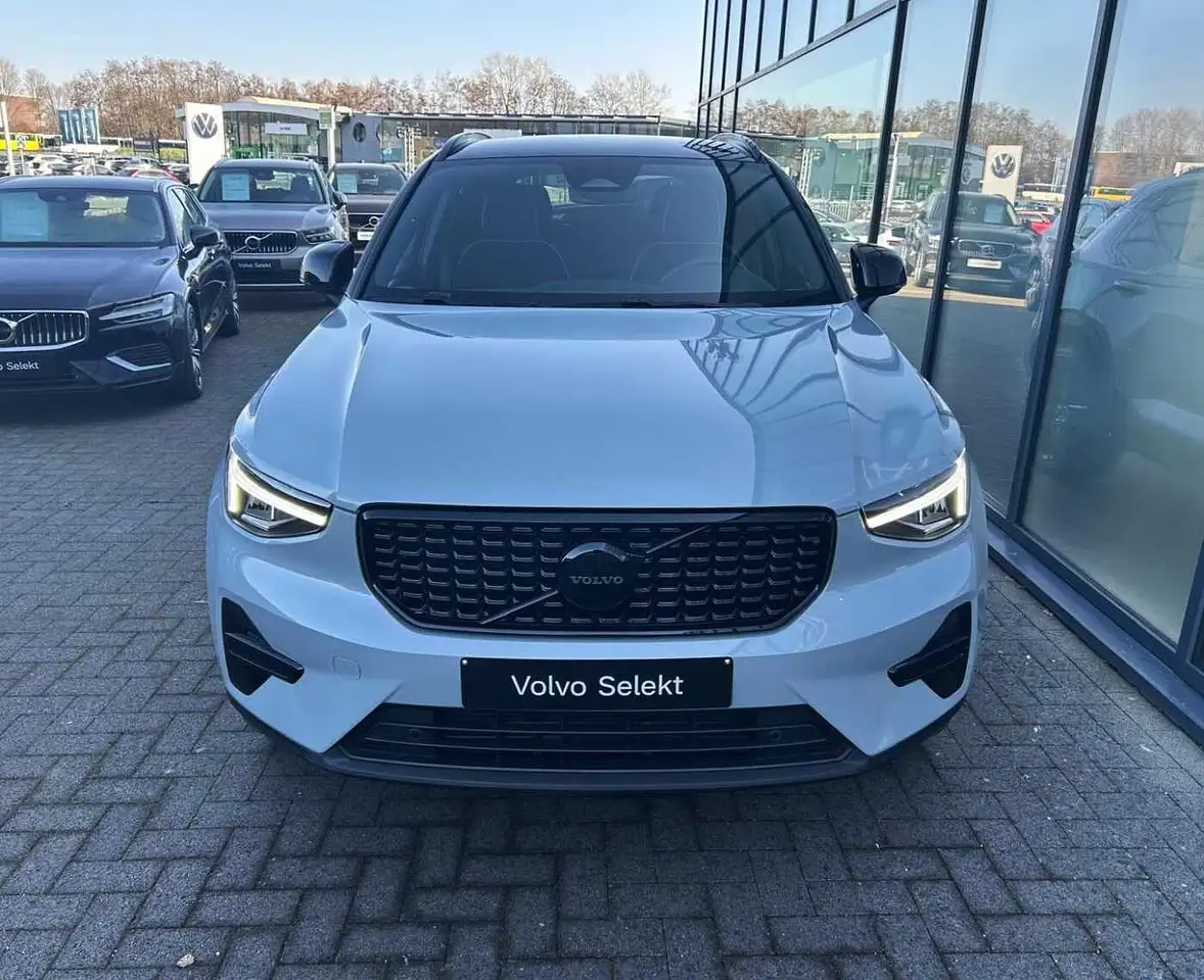 Volvo XC40 2026