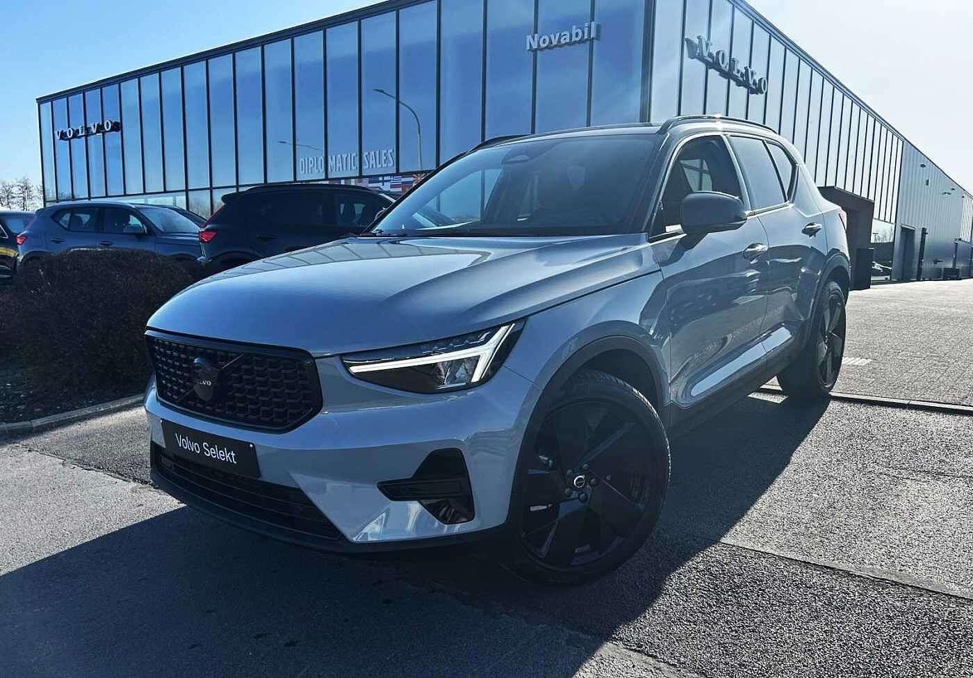 Volvo XC40 2026