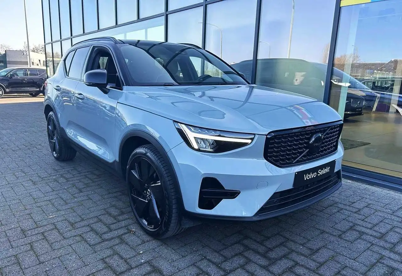 Volvo XC40 2026
