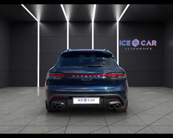 Porsche Macan view 6