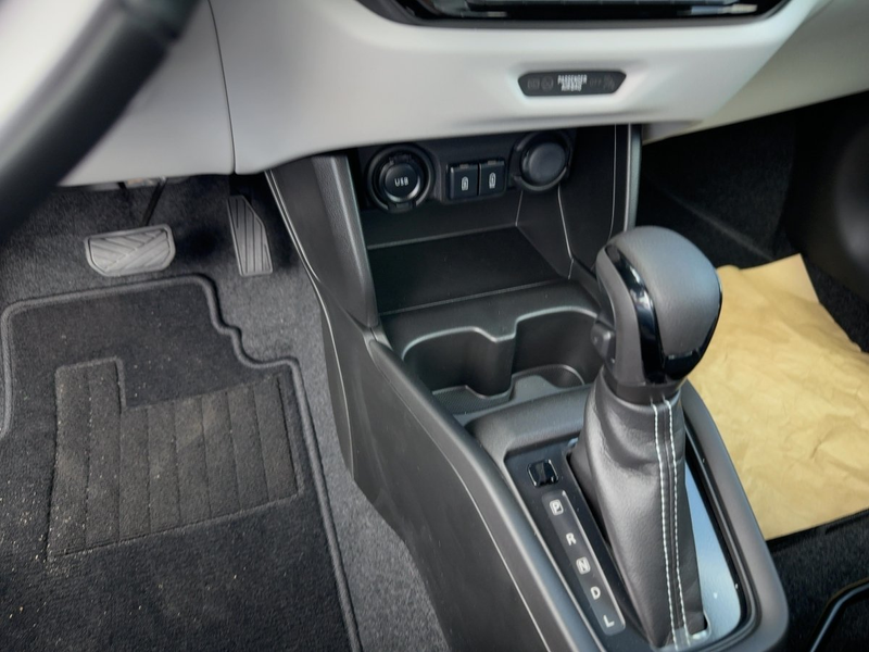 Suzuki Swift AUTOMATIK+Bis zu 8 Jahre Garantie+LED+ — photo 13