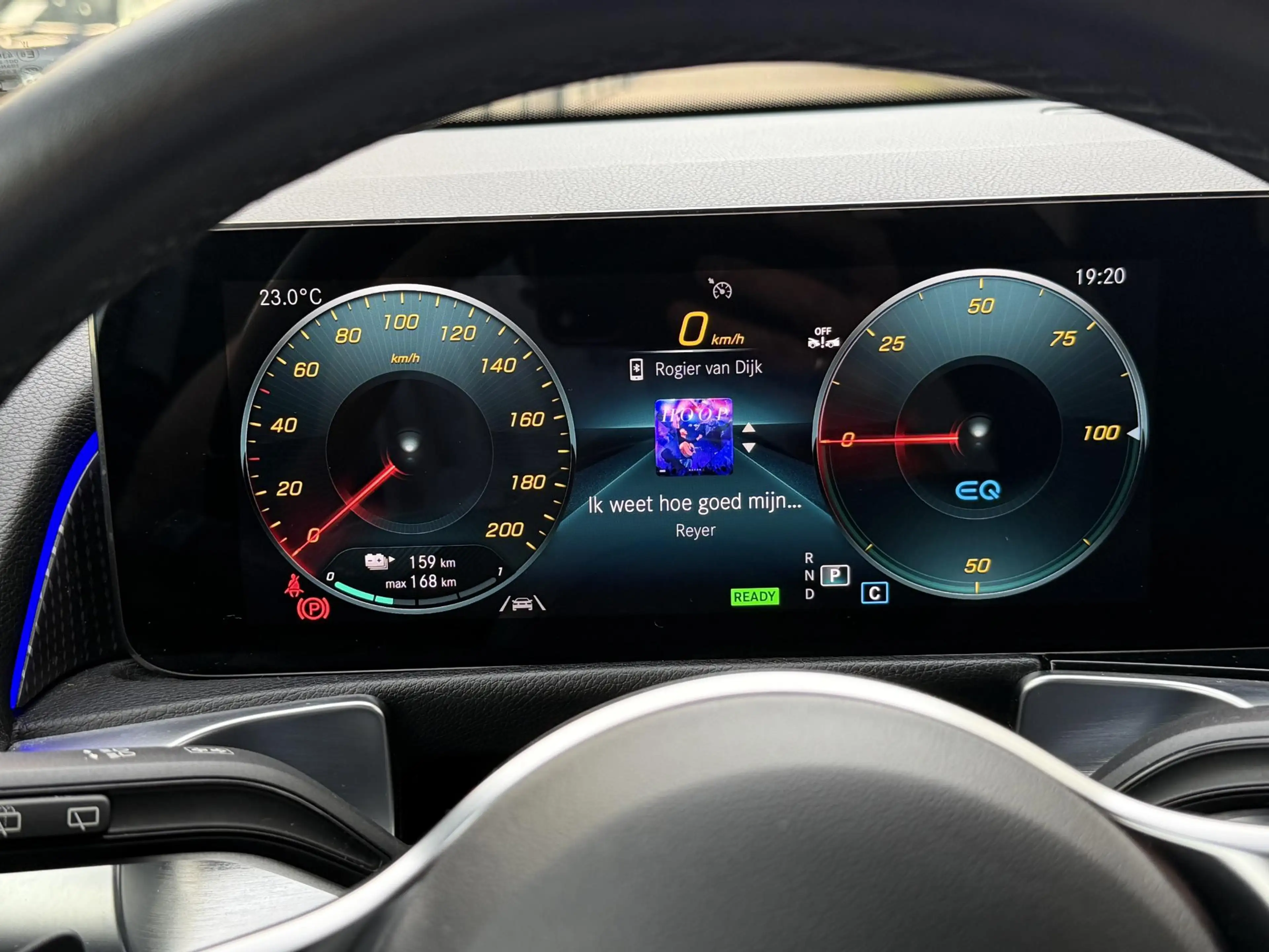 Mercedes-Benz EQB 250 Business Line 67 kWh | NL-Auto/Carplay/Privacy Gla — photo 4
