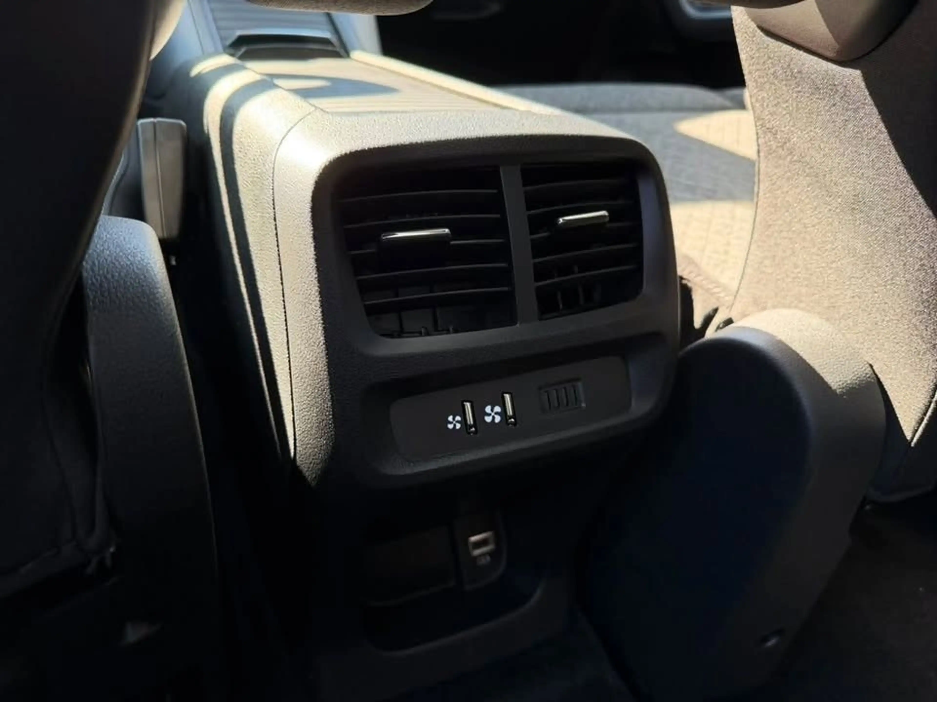 Opel Combo 1.5 Diesel S/S AT8 130PS *HOLIDAY-PAKET* — photo 10