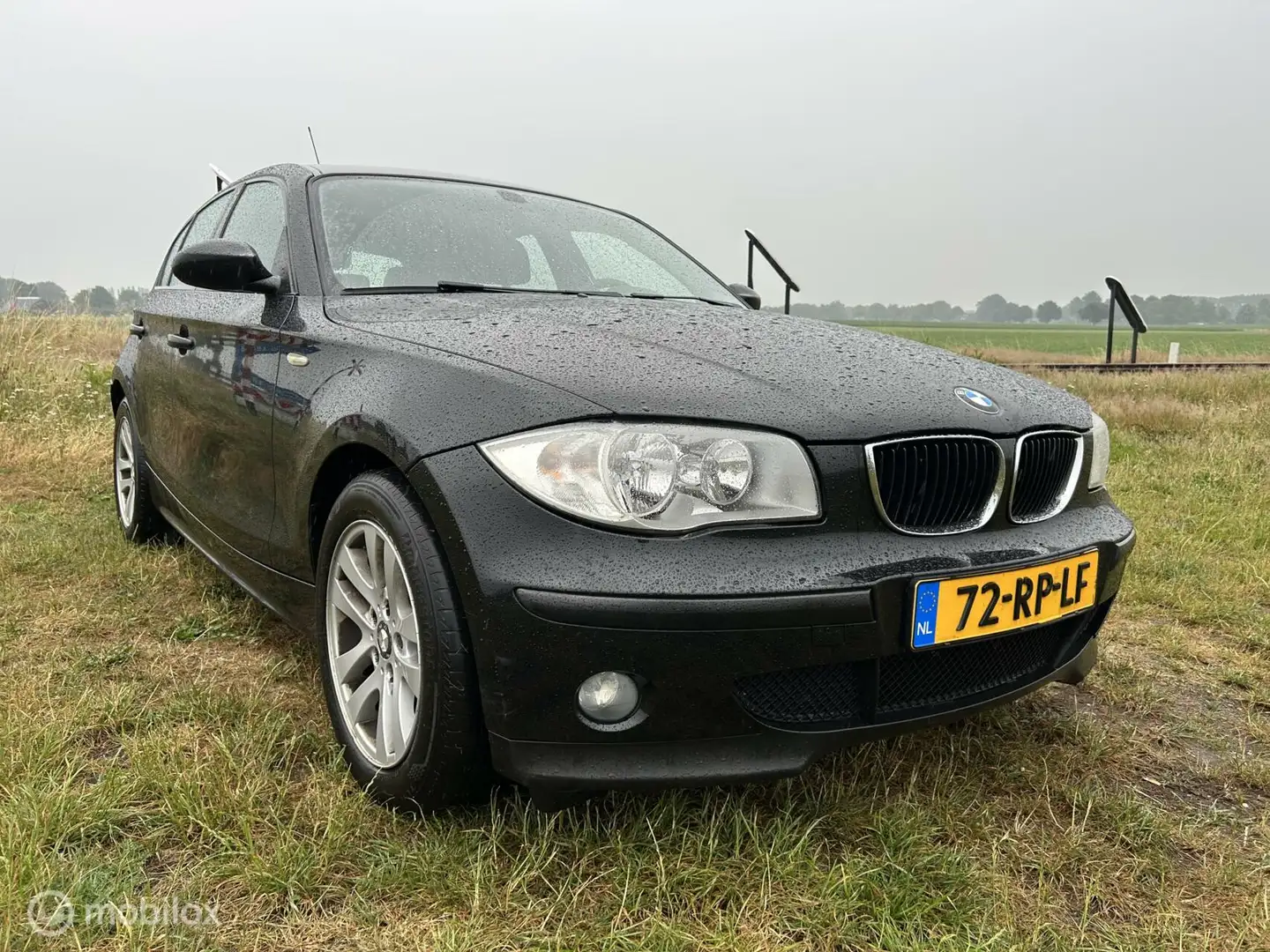 BMW 116 1-serie 116i AIRCO NAP MOOIE AUTO Zwart - 2