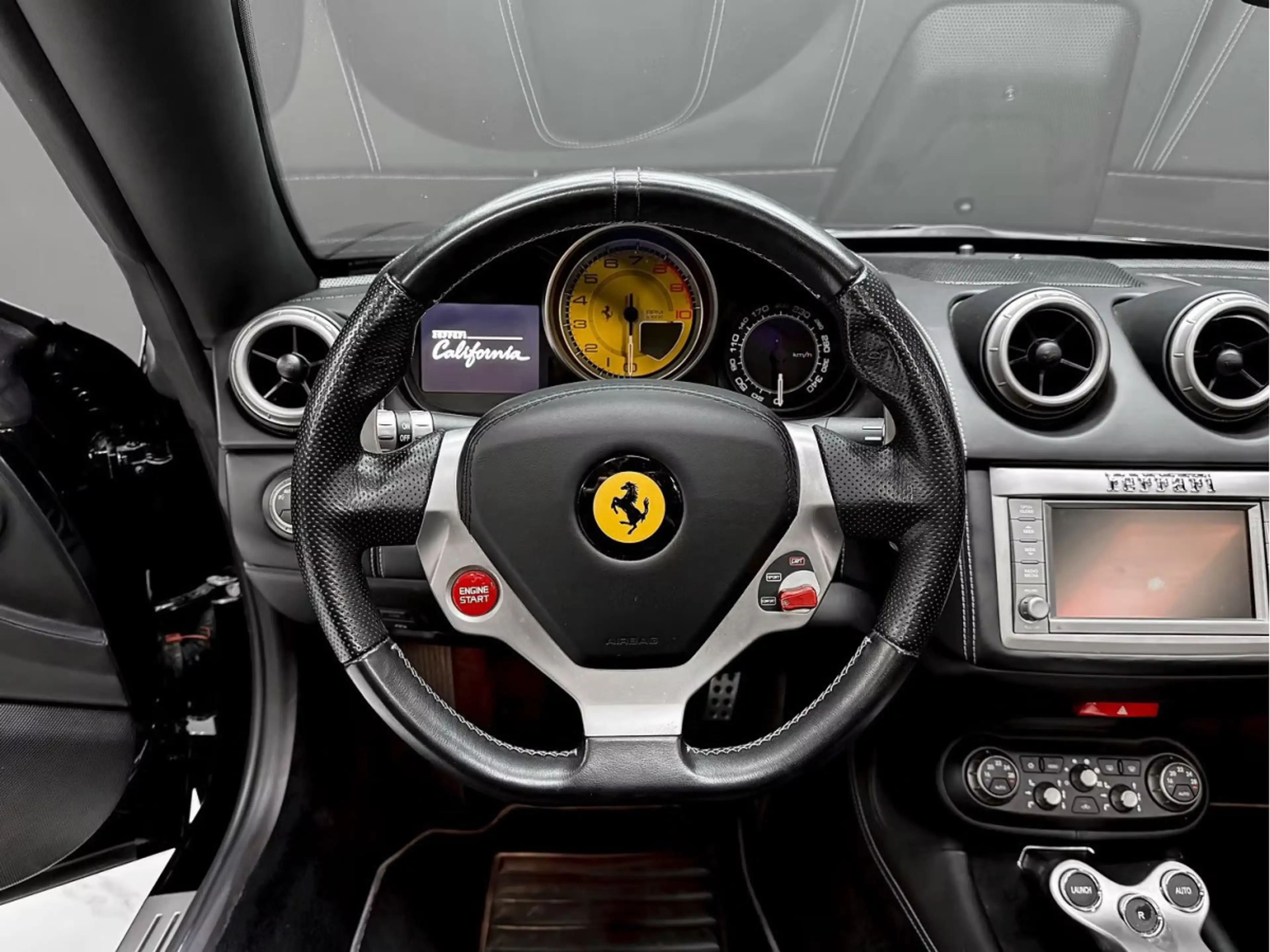Ferrari California V8 4.3 Nero Daytona — photo 11