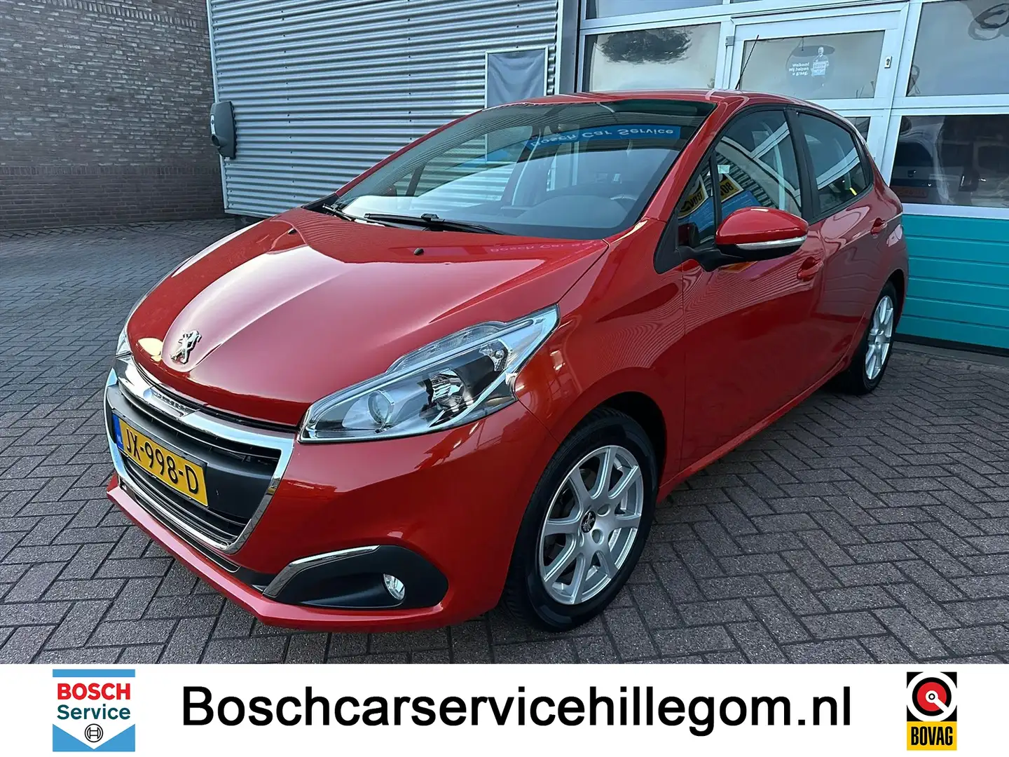 Peugeot 208 1.2 Puretech 82pk 5D Blue Lion (CARPLAY) Orange - 1