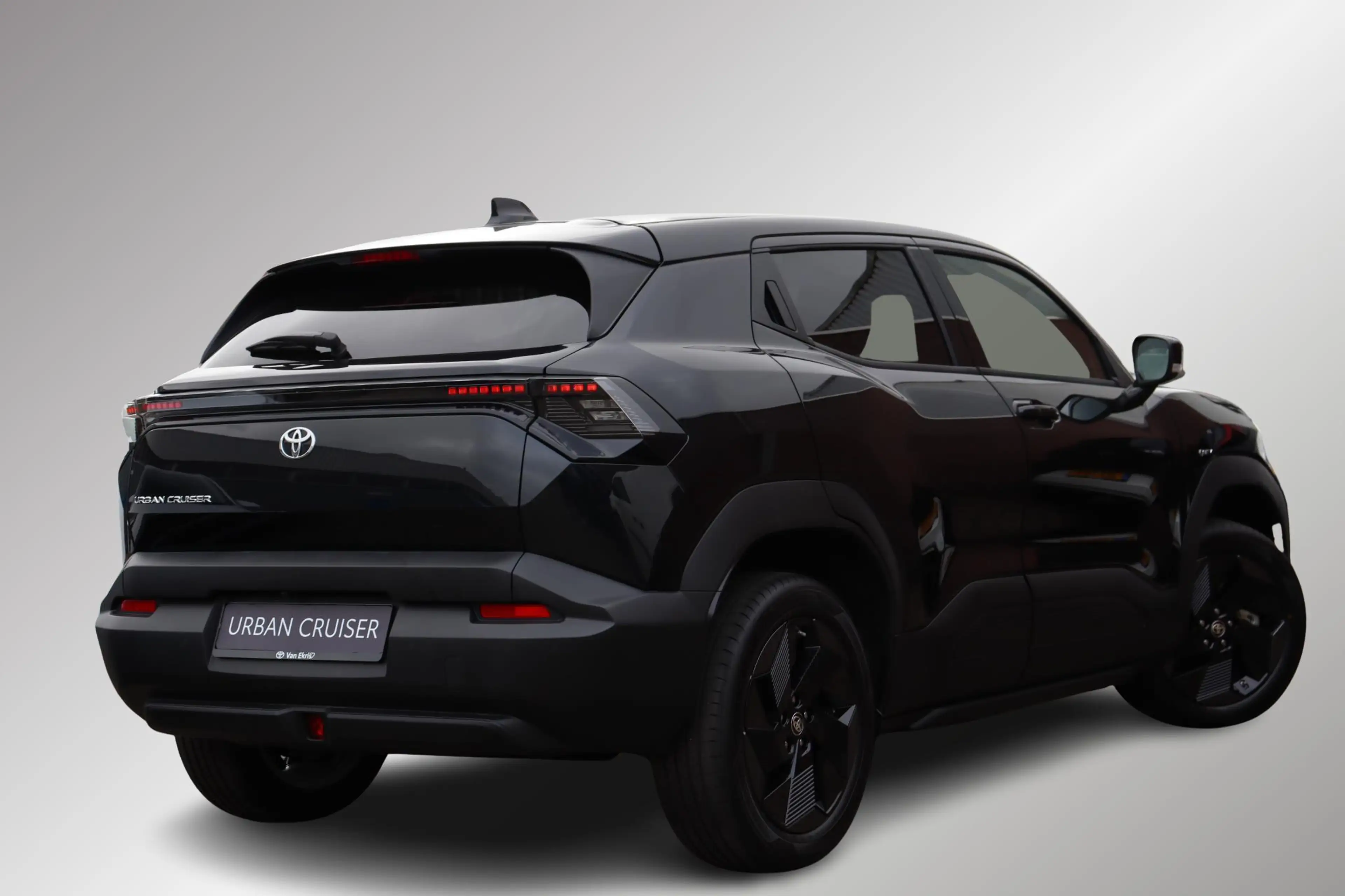 Toyota Urban Cruiser Dynamic 61 kWh , Nieuw en snel leverbaar (mei 2026 — photo 2