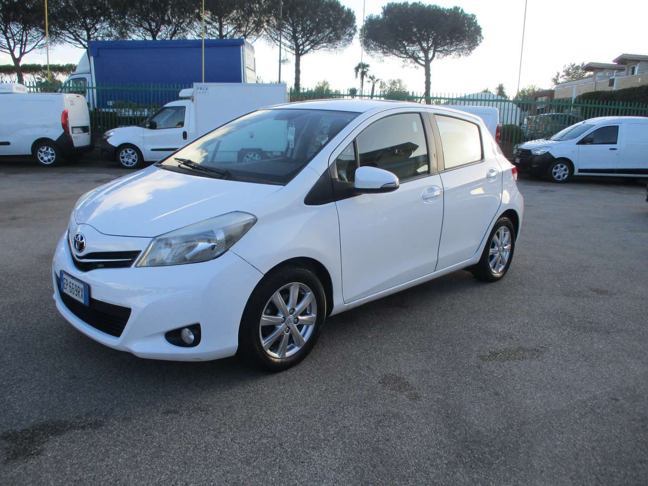 Toyota Yaris YARIS 1.0 5 PORTE EURO 5 **KM CERTIFICATI**