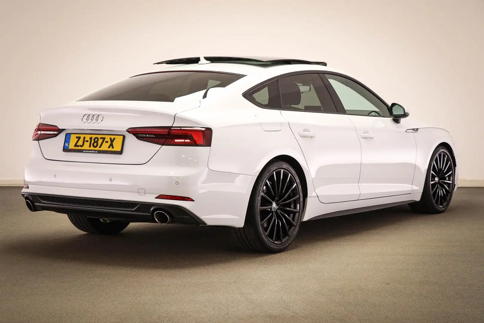 Audi A5 Sportback 35 TFSI Sport S-line edition Wit - 2