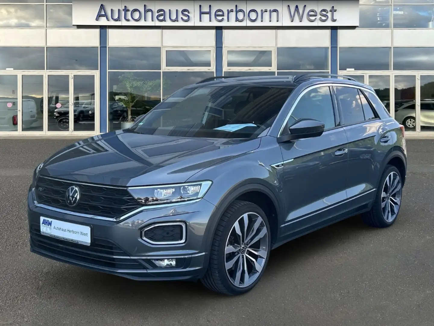 Volkswagen T-Roc 1.5 TSI Style R-Line Sofort DSG LED Navi SHZ RFK A Grau - 1