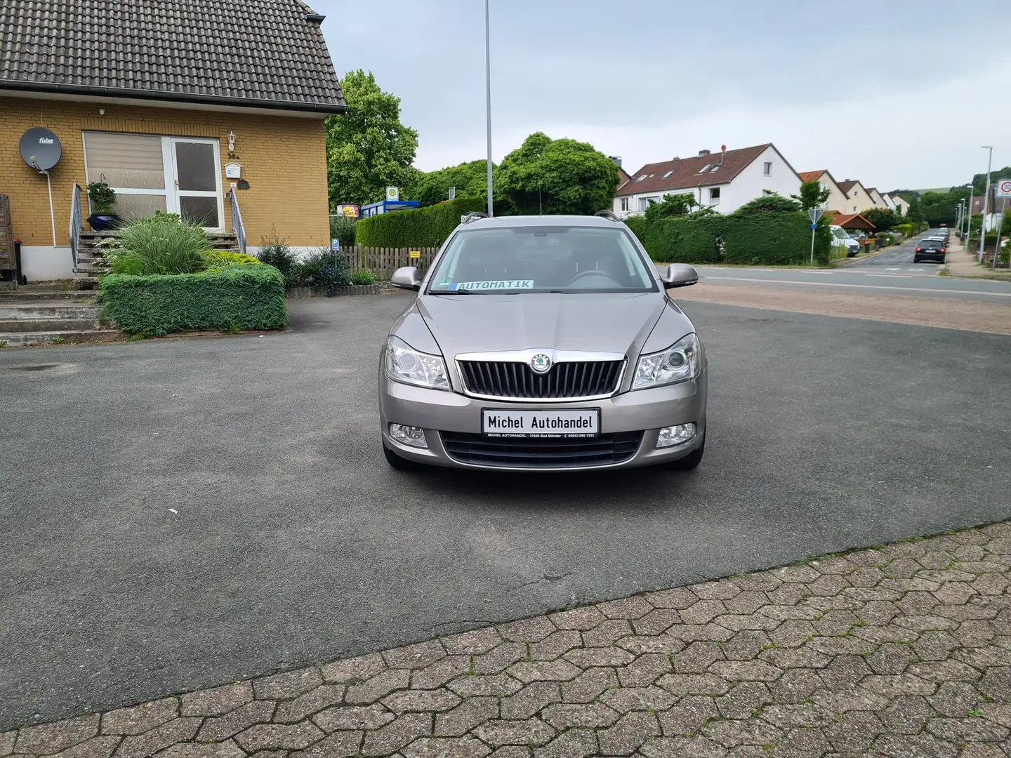 Skoda Octavia Impuls Edition. Automatik. EURO5. TÜV NEU! Beige - 2