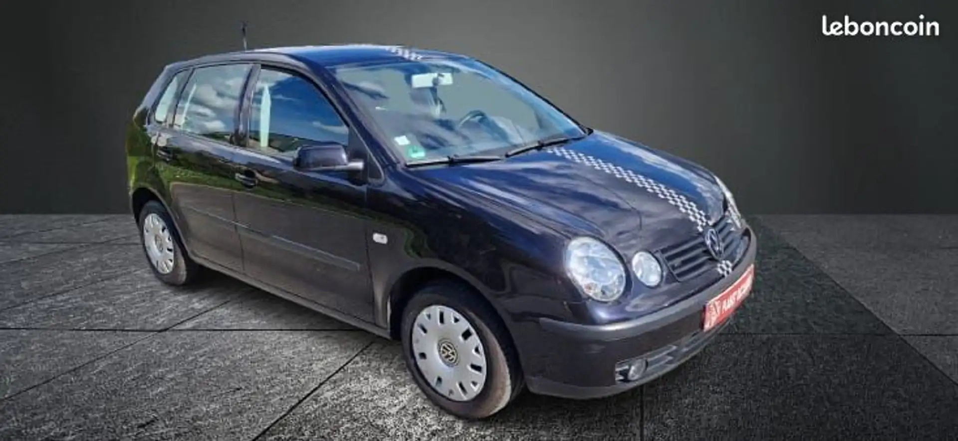 Volkswagen Polo 1.2i 65ch 106900 Km 1ère Main Noir - 2
