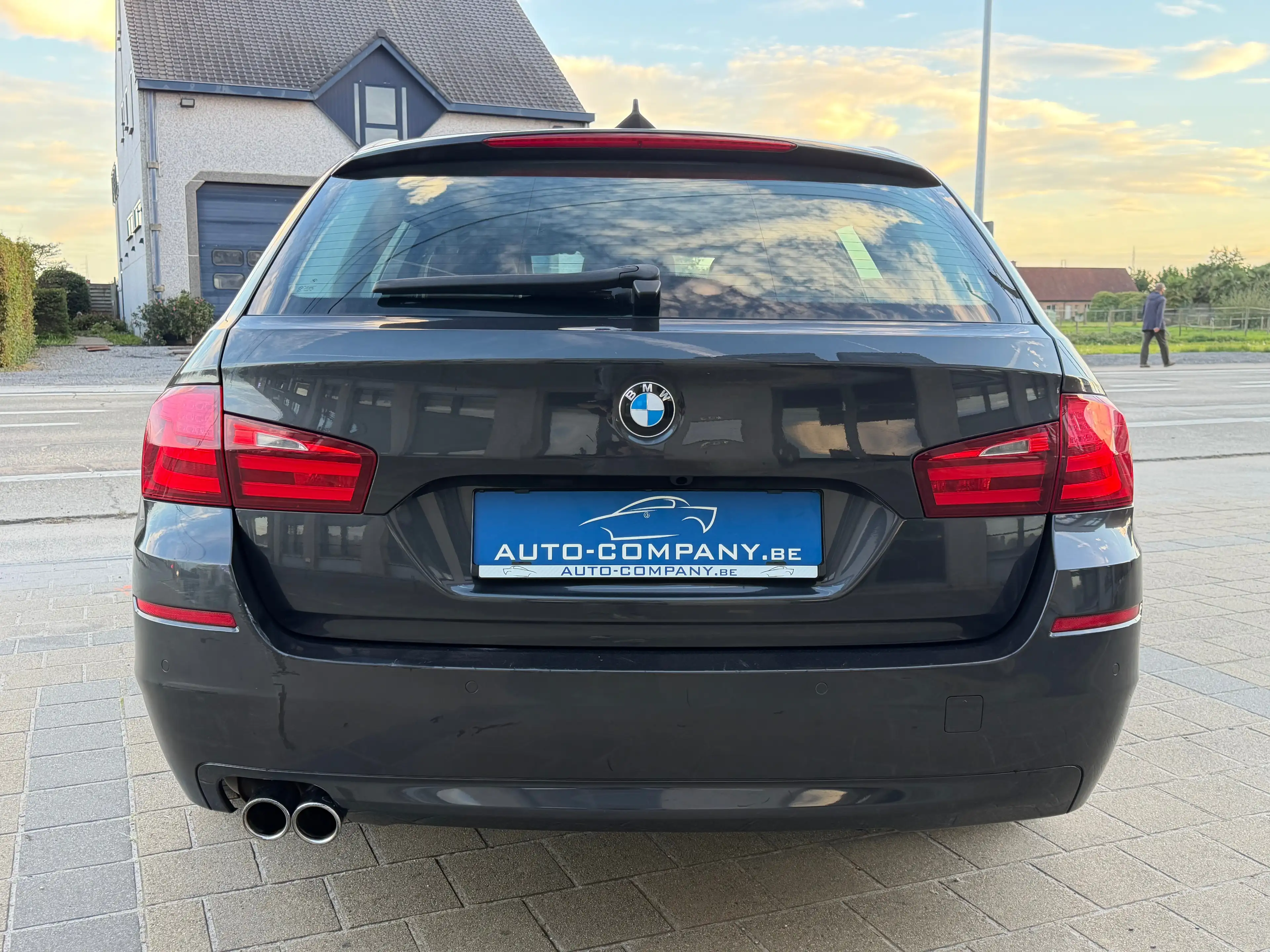 BMW 520 Touring 520d Start/Stop — photo 4