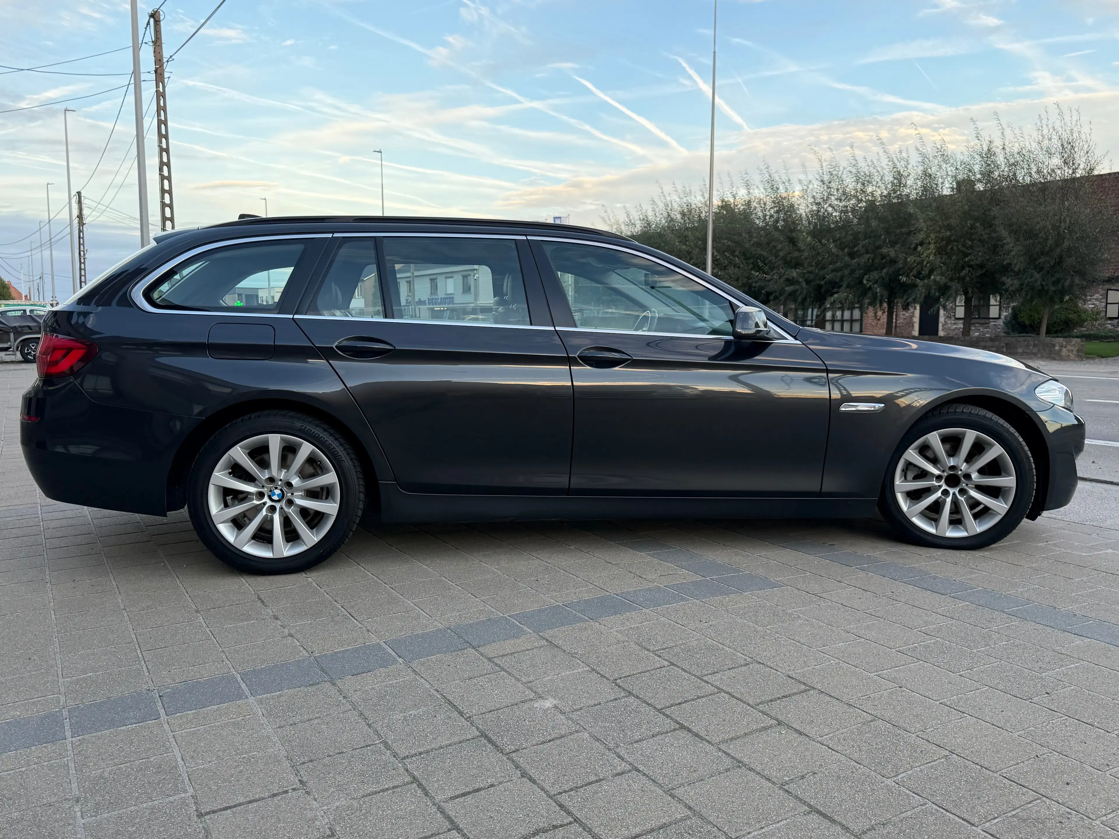 BMW 520 Touring 520d Start/Stop — photo 6