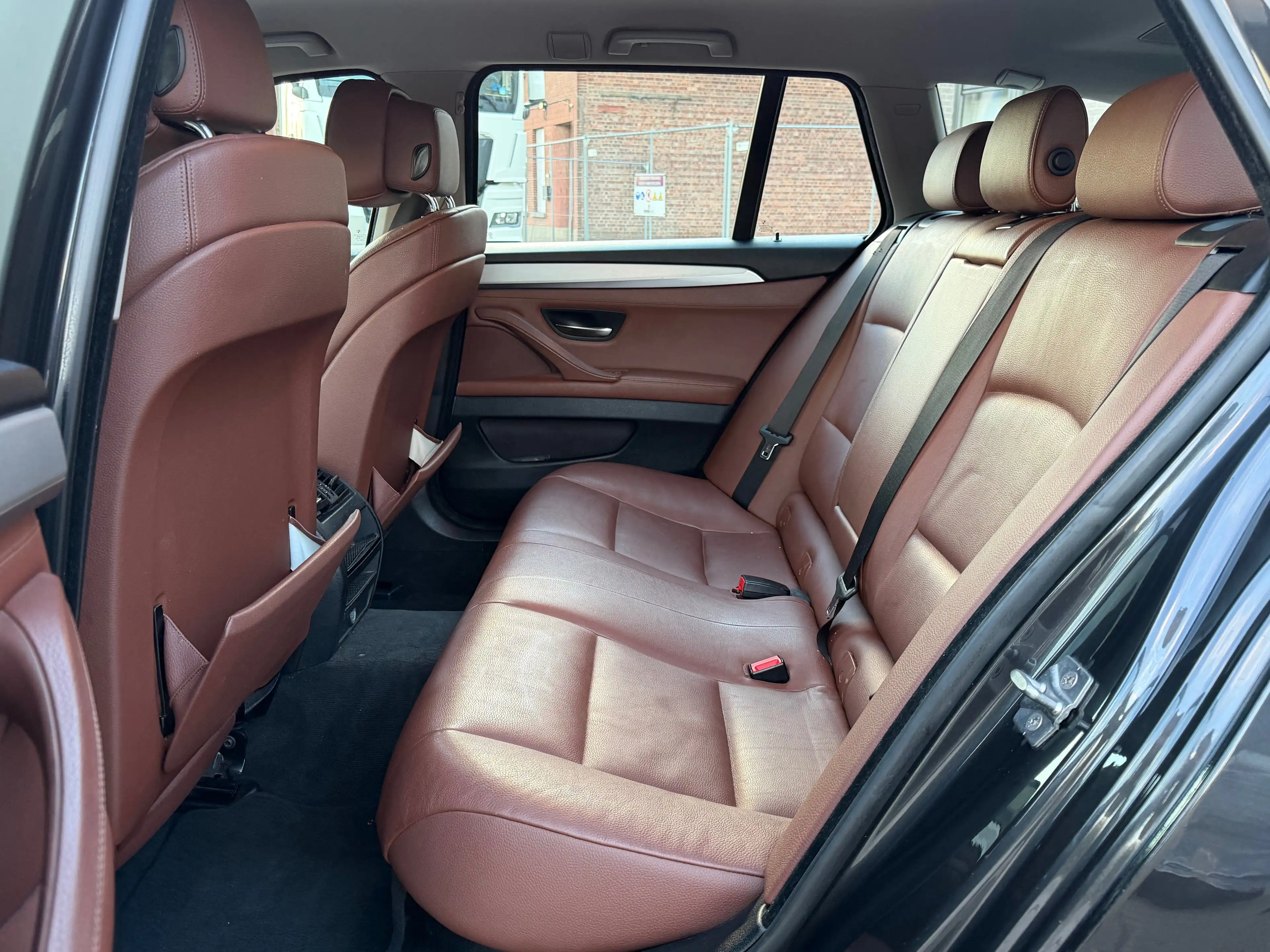 BMW 520 Touring 520d Start/Stop — photo 11