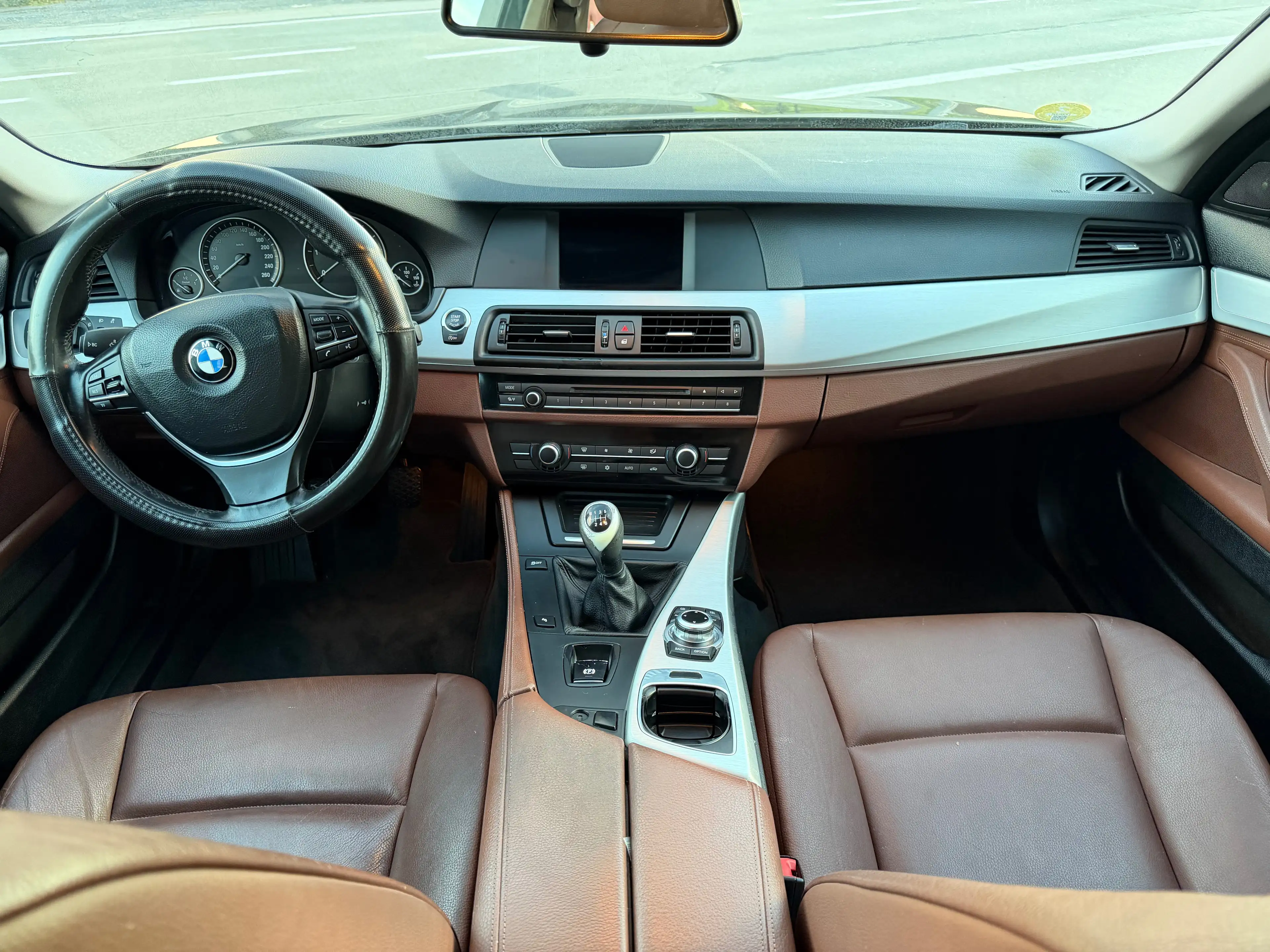 BMW 520 Touring 520d Start/Stop — photo 12