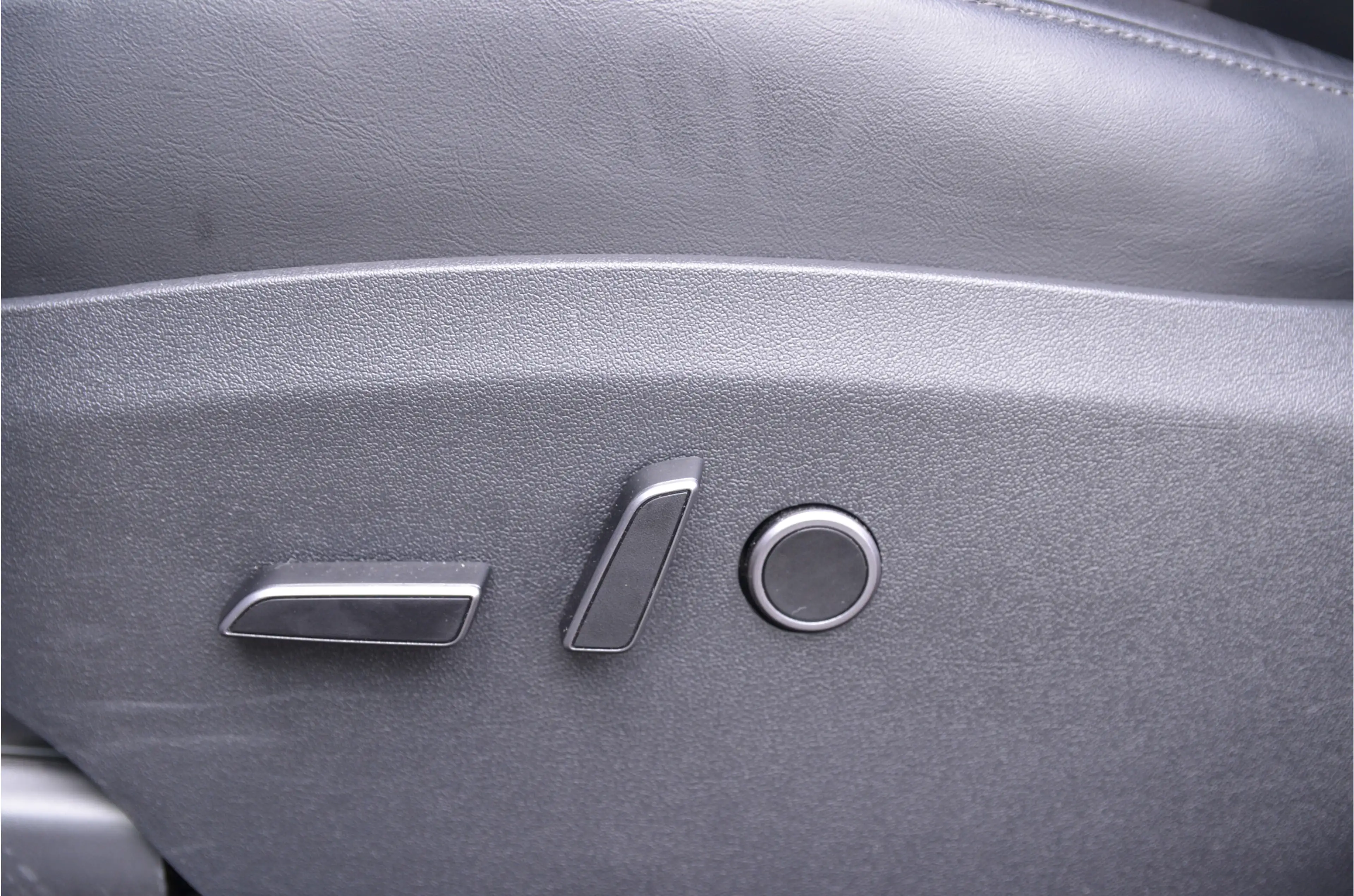 Tesla Model Y RWD 58 kWh AutoPilot4.0 Ryzen, FSD 99,- p/mnd — photo 4