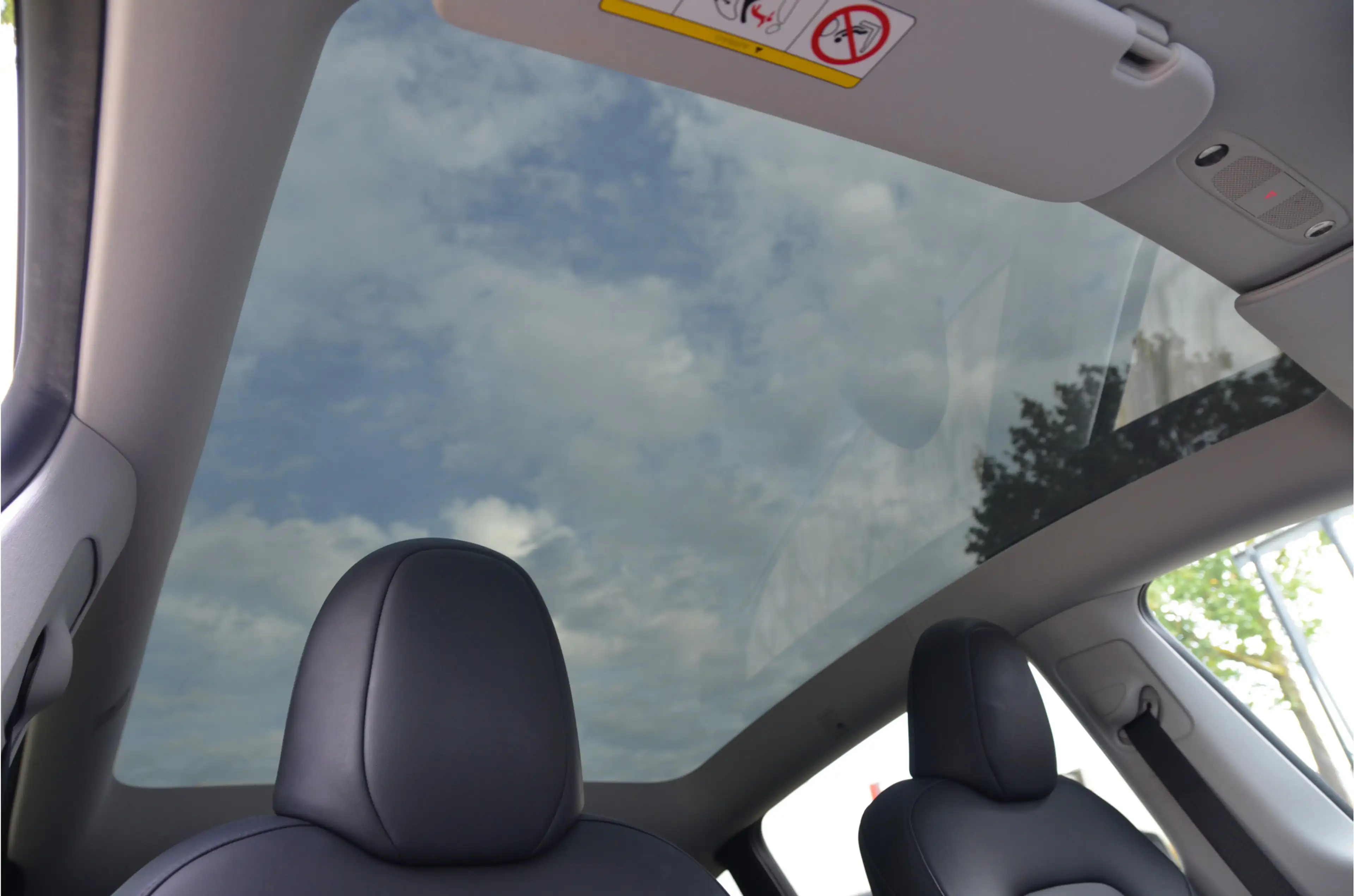 Tesla Model Y RWD 58 kWh AutoPilot4.0 Ryzen, FSD 99,- p/mnd — photo 2