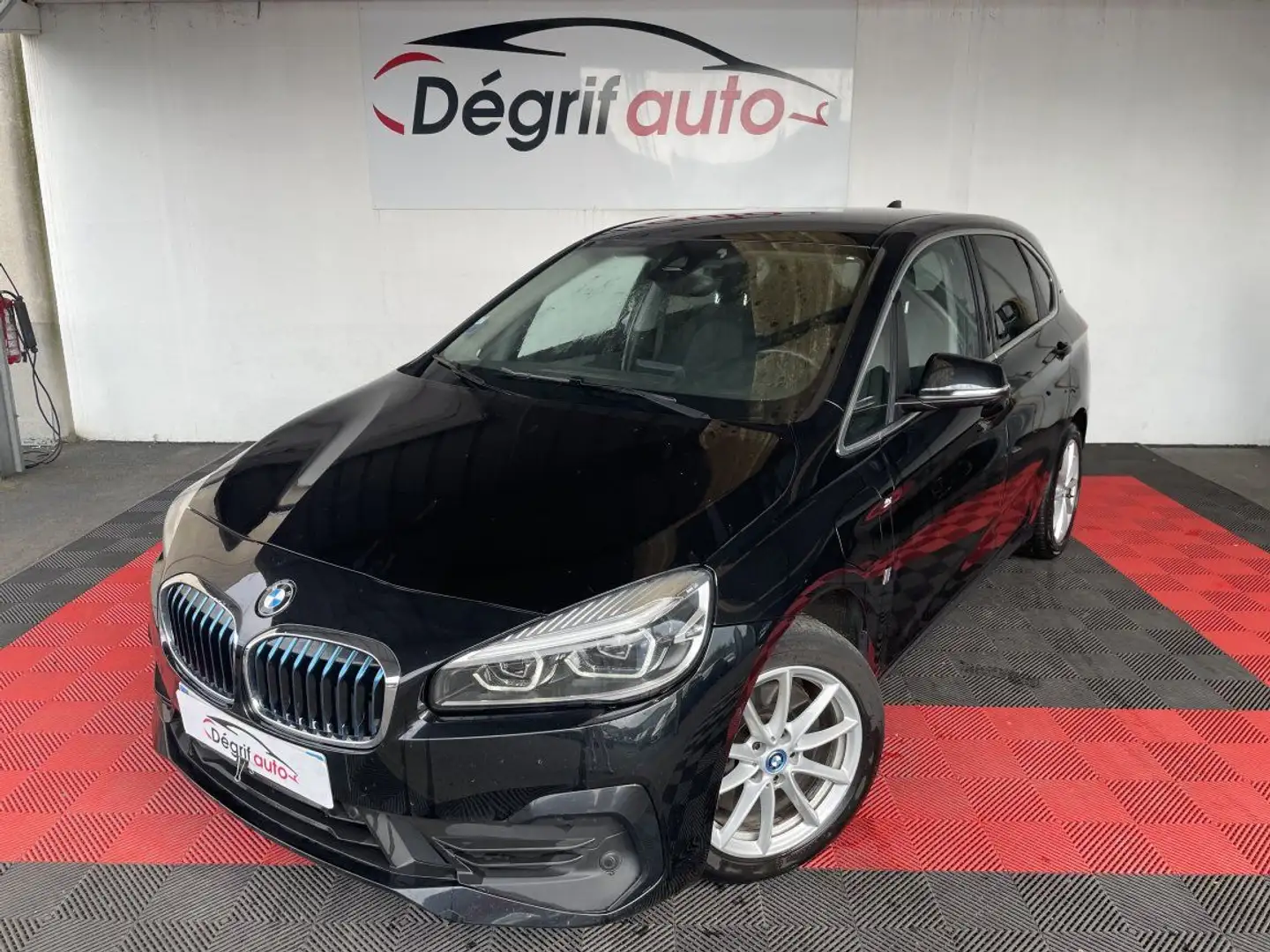 BMW 225 SERIE F45 LCI 225xe iPerformance 224 ch BVA6 Loung Noir - 1