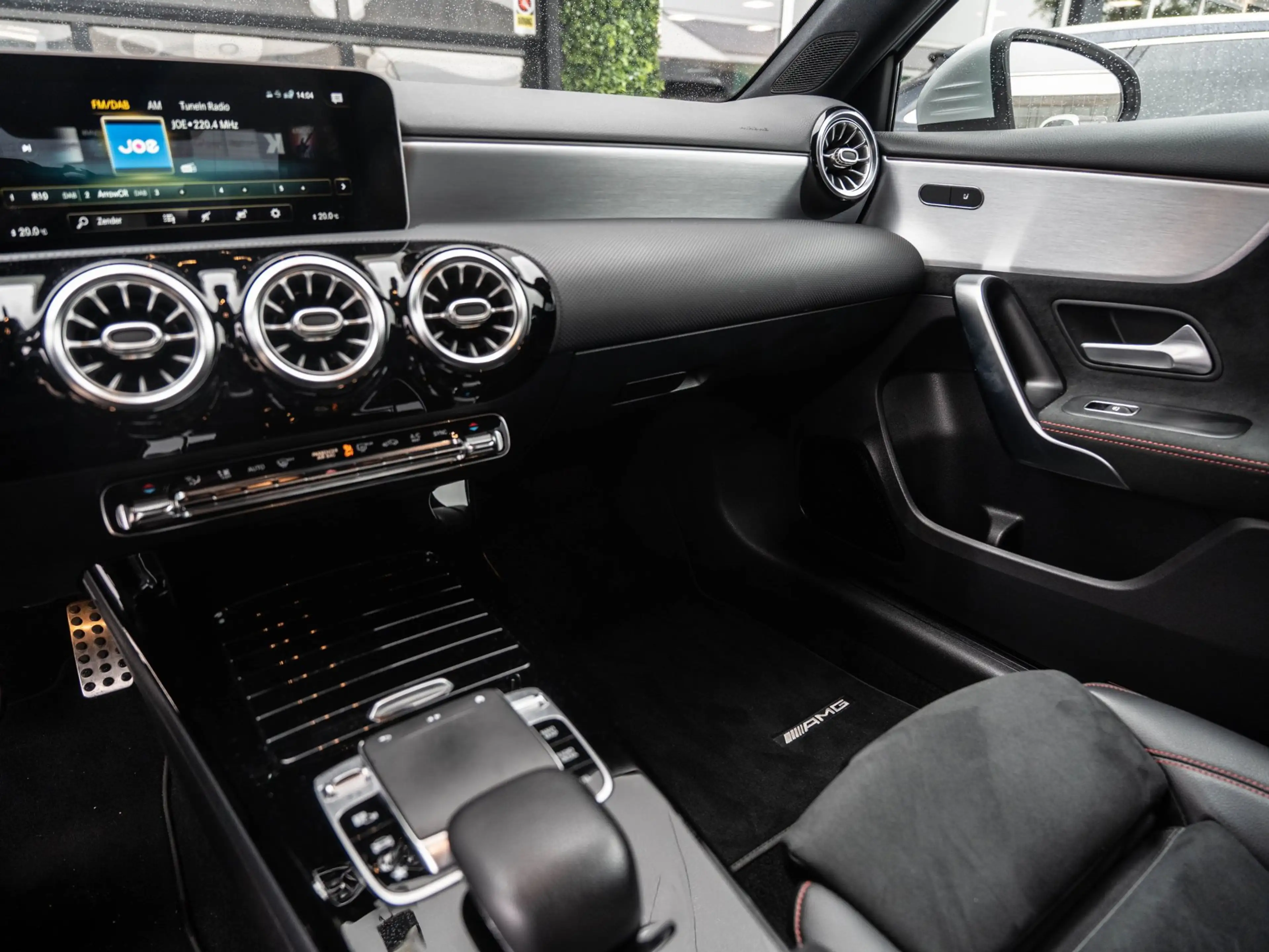 Mercedes-Benz A 200 Business Solution AMG | Widescreen | Camera | Carp — photo 2