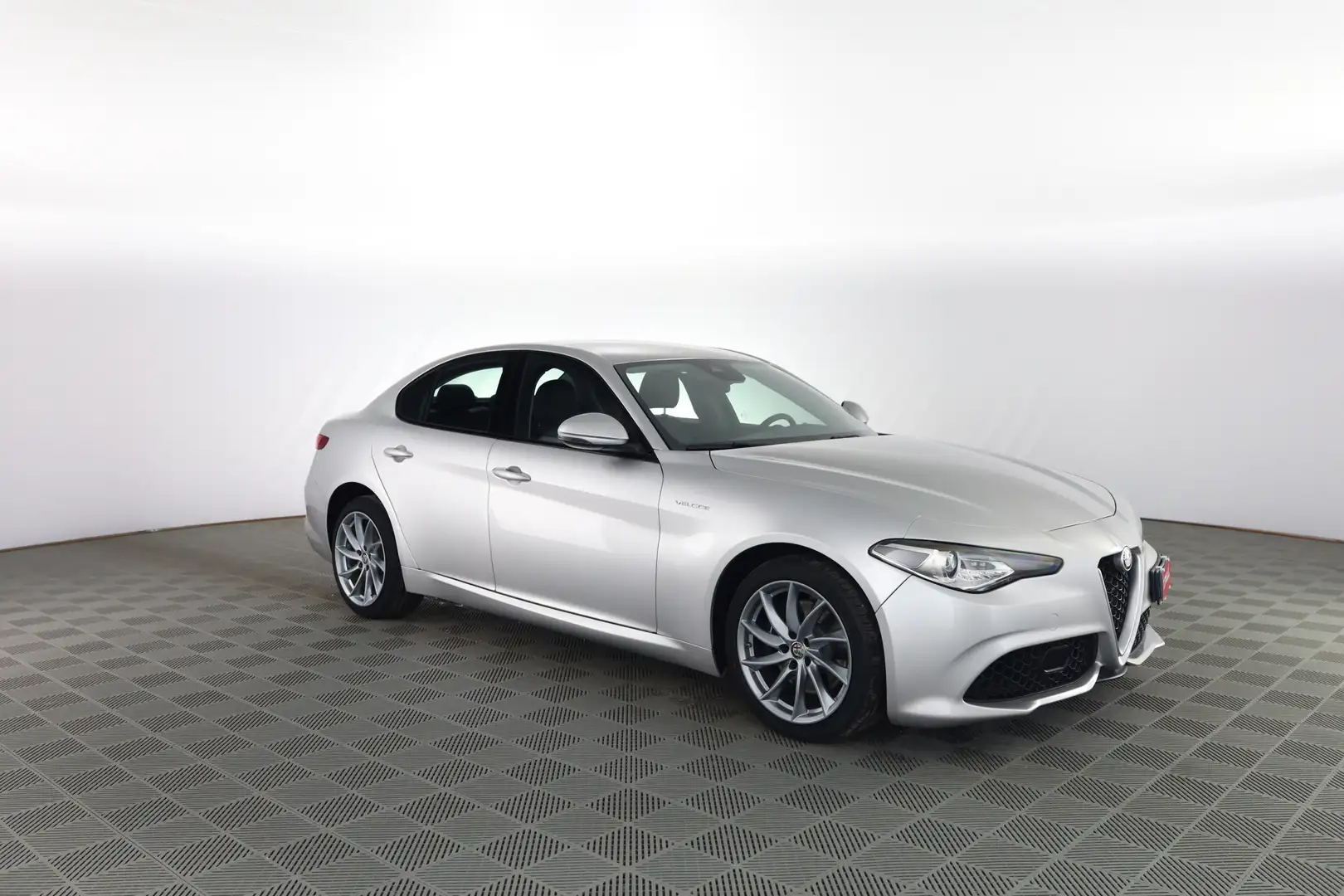 Alfa Romeo Giulia 2.2 Turbodiesel 210 CV AT8 AWD Q4 Veloce Grau - 2
